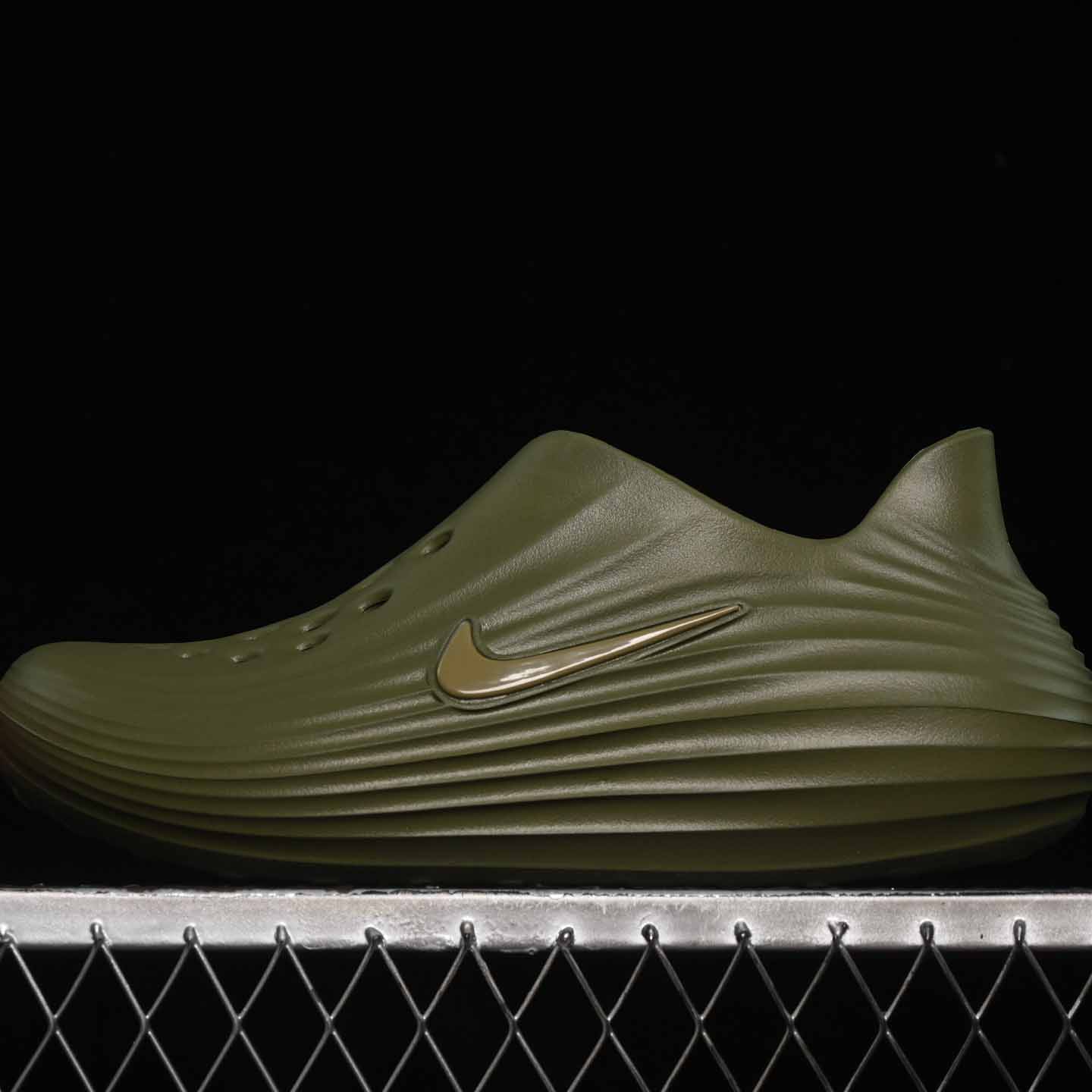 Nike ReactX Rejuven8 - FashionPlug