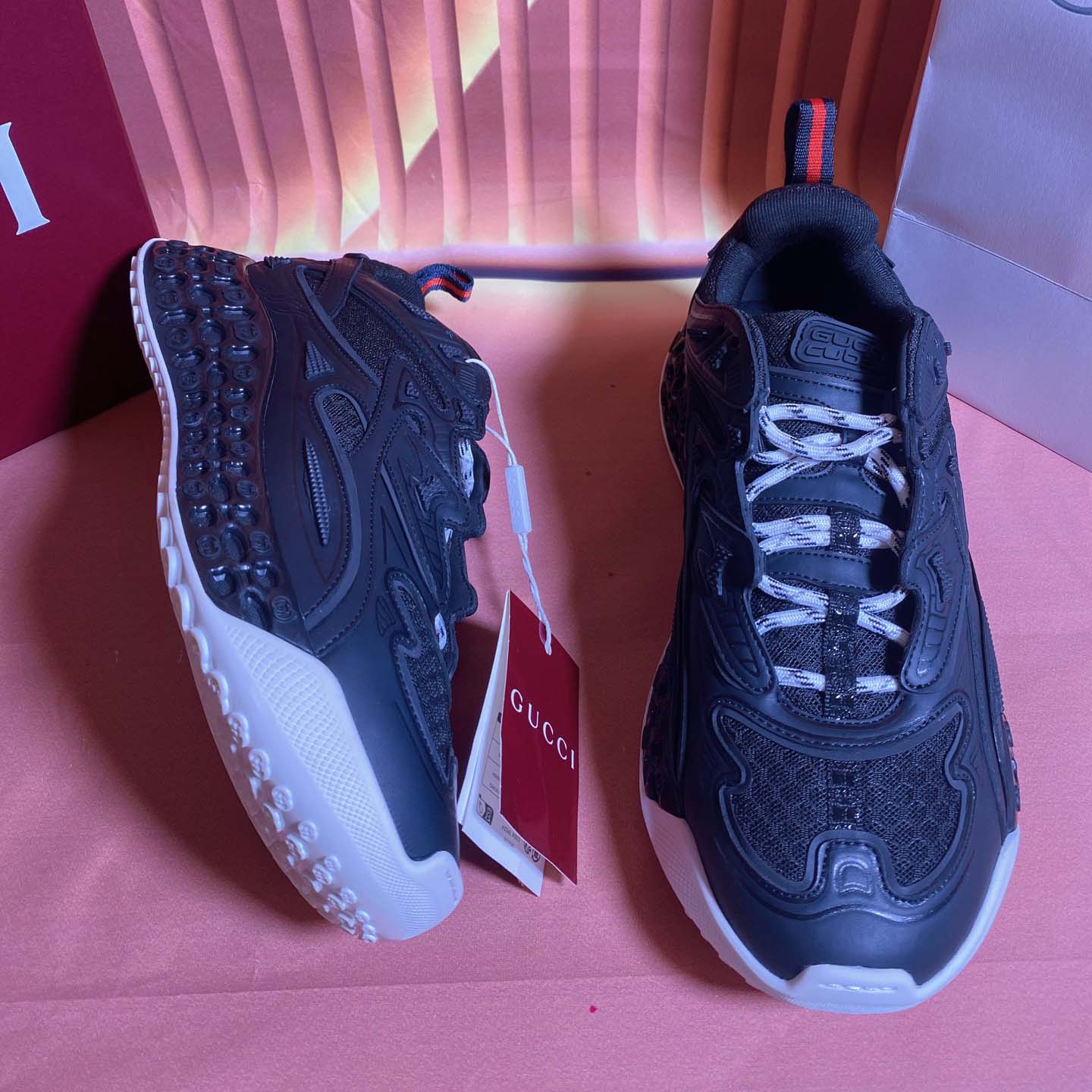 Gucci Men's Gucci Cub3d Sneaker - FashionPlug