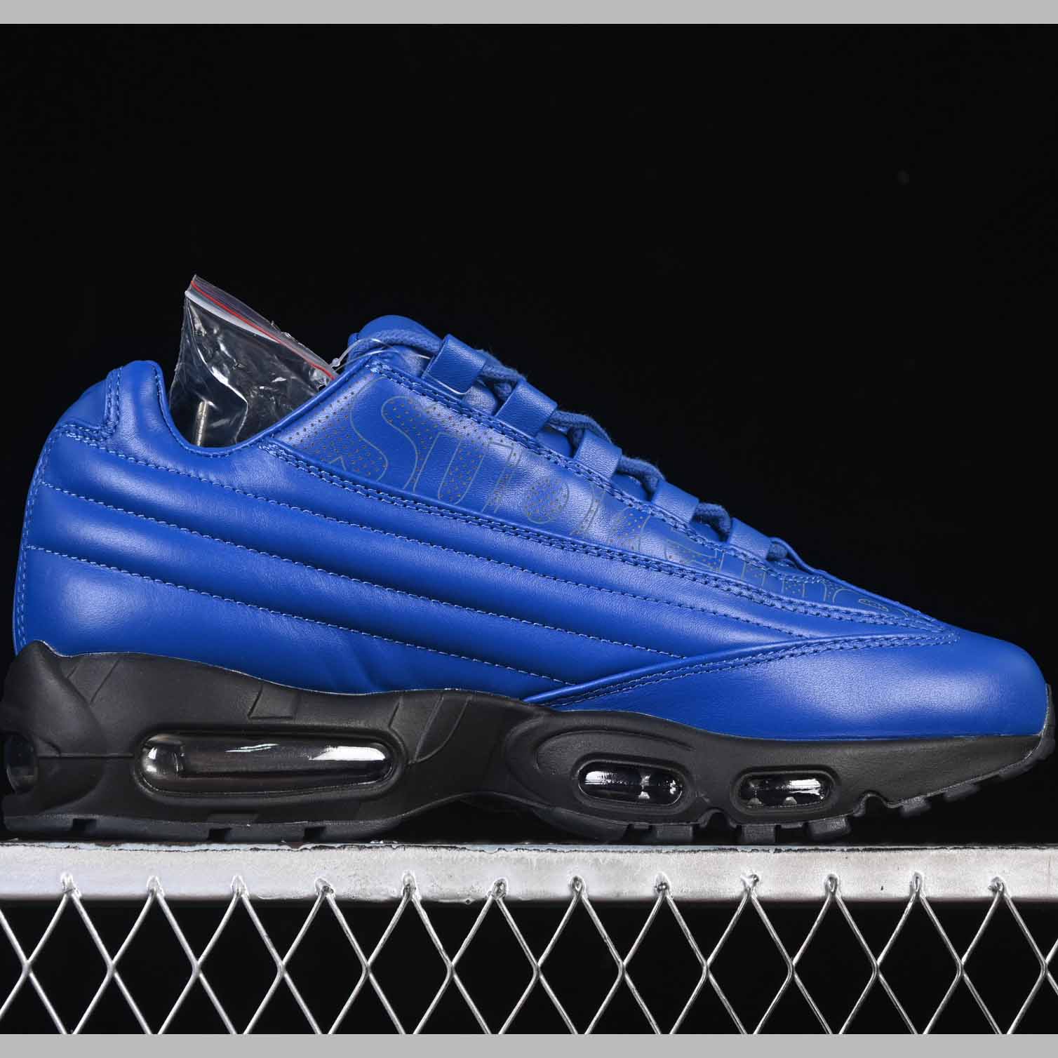Supreme x Nike Air Max 95 Lux    CI0999-400 - FashionPlug