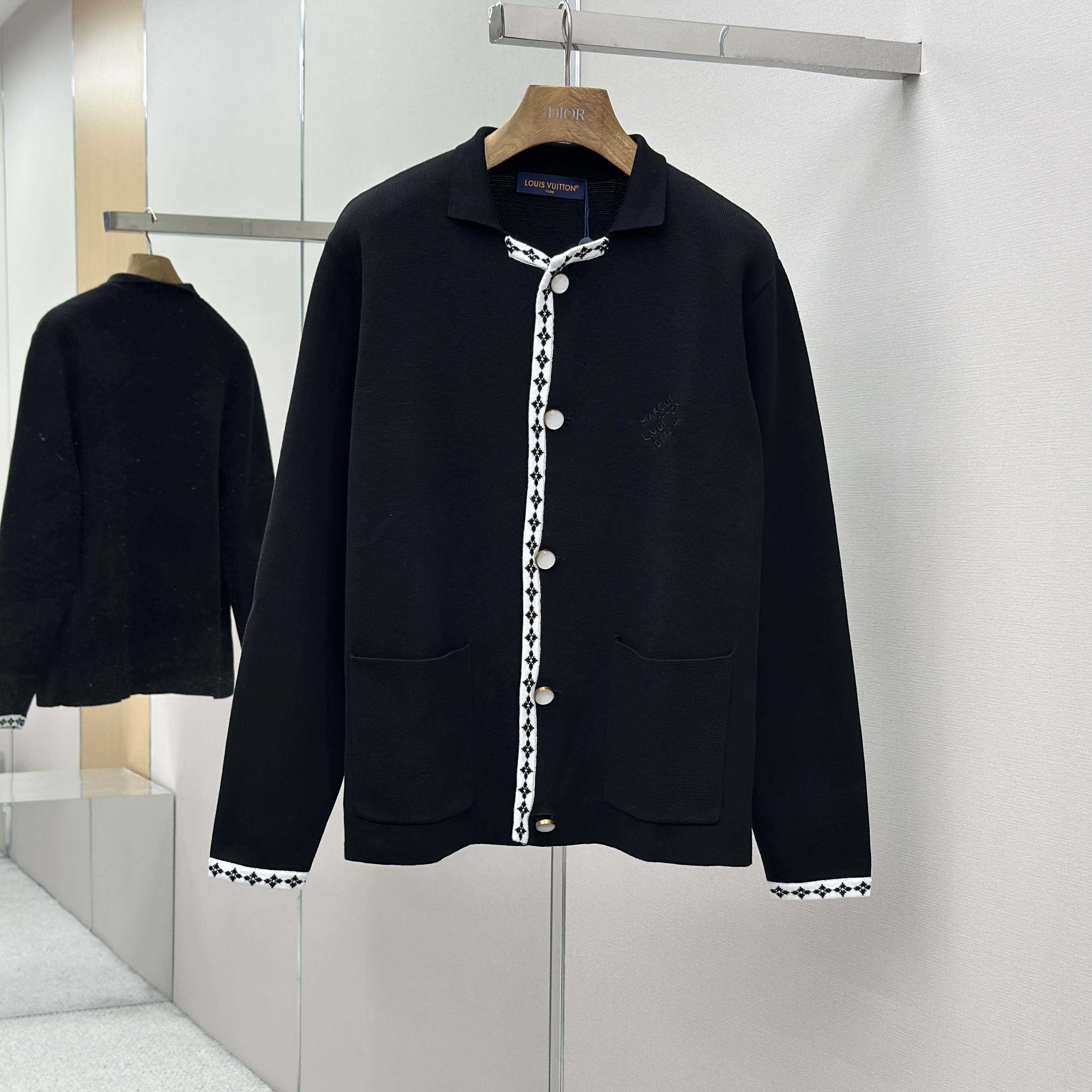 Louis Vuitton Preppy Knitted Wool Blazer   - FashionPlug