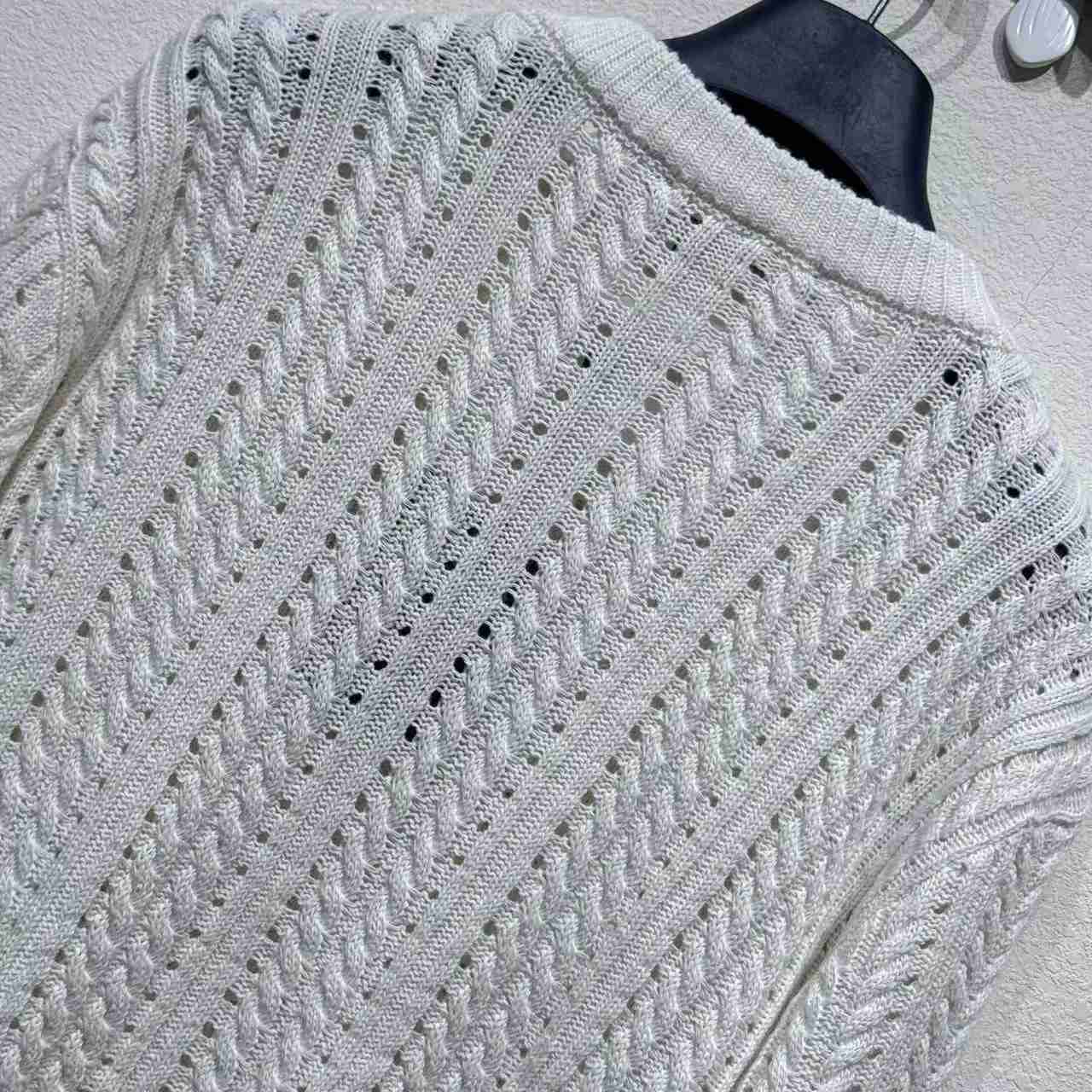 Louis Vuitton Long-Sleeved Cable-Knit Crewneck   1AHVOL - FashionPlug