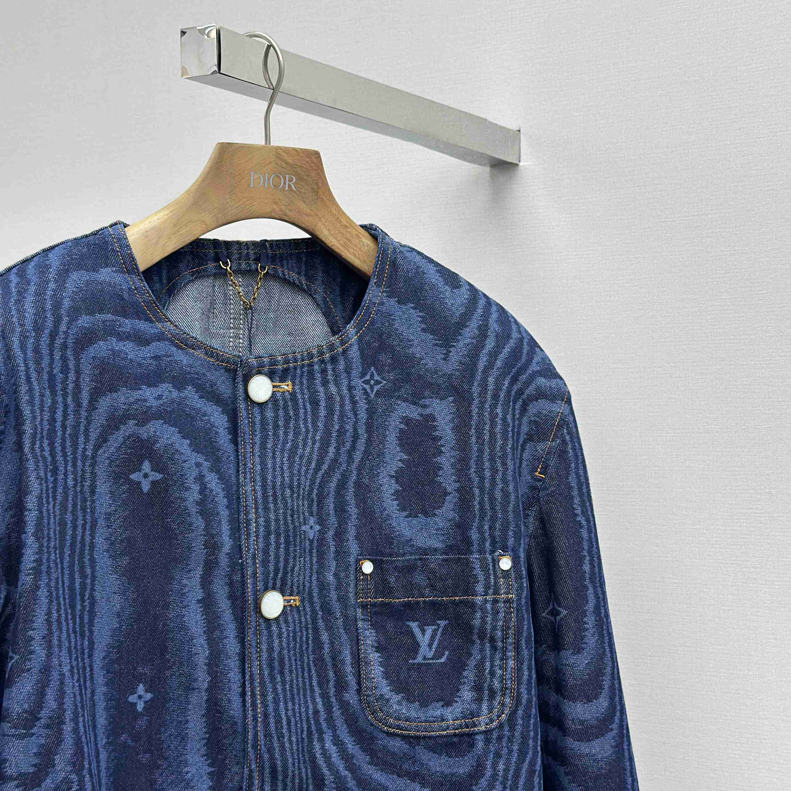 Louis Vuitton Chic Collarless Denim Jacket   1AHUXT - FashionPlug