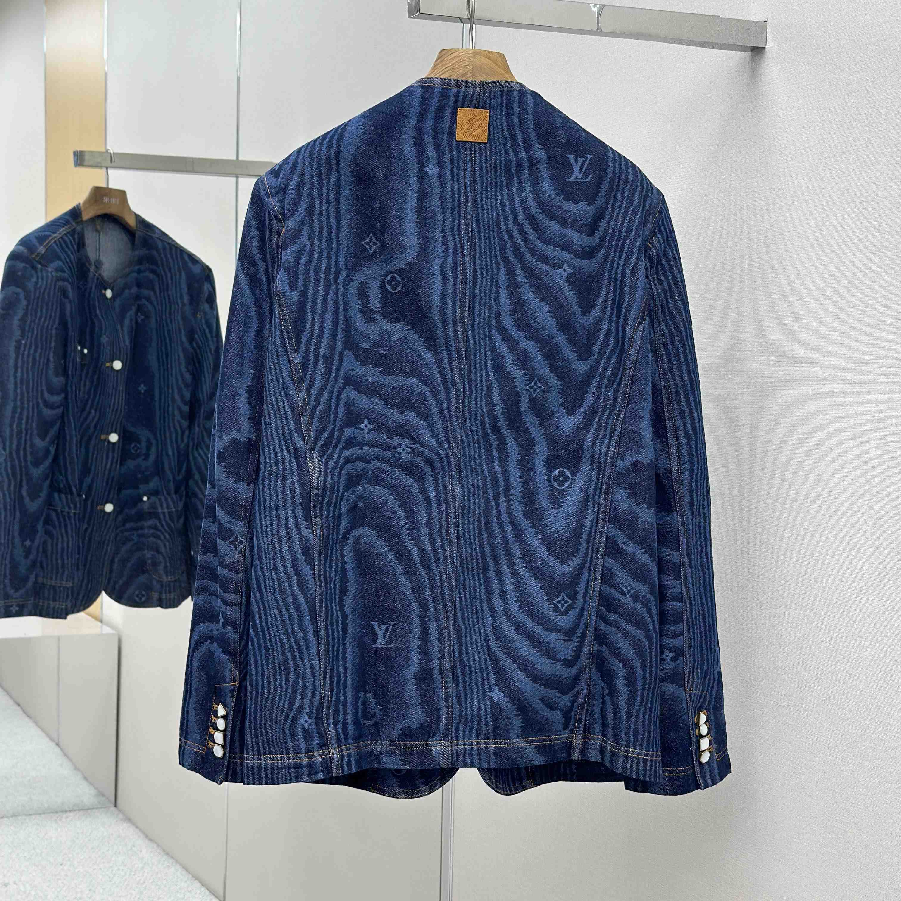 Louis Vuitton Chic Collarless Denim Jacket   1AHUXT - FashionPlug