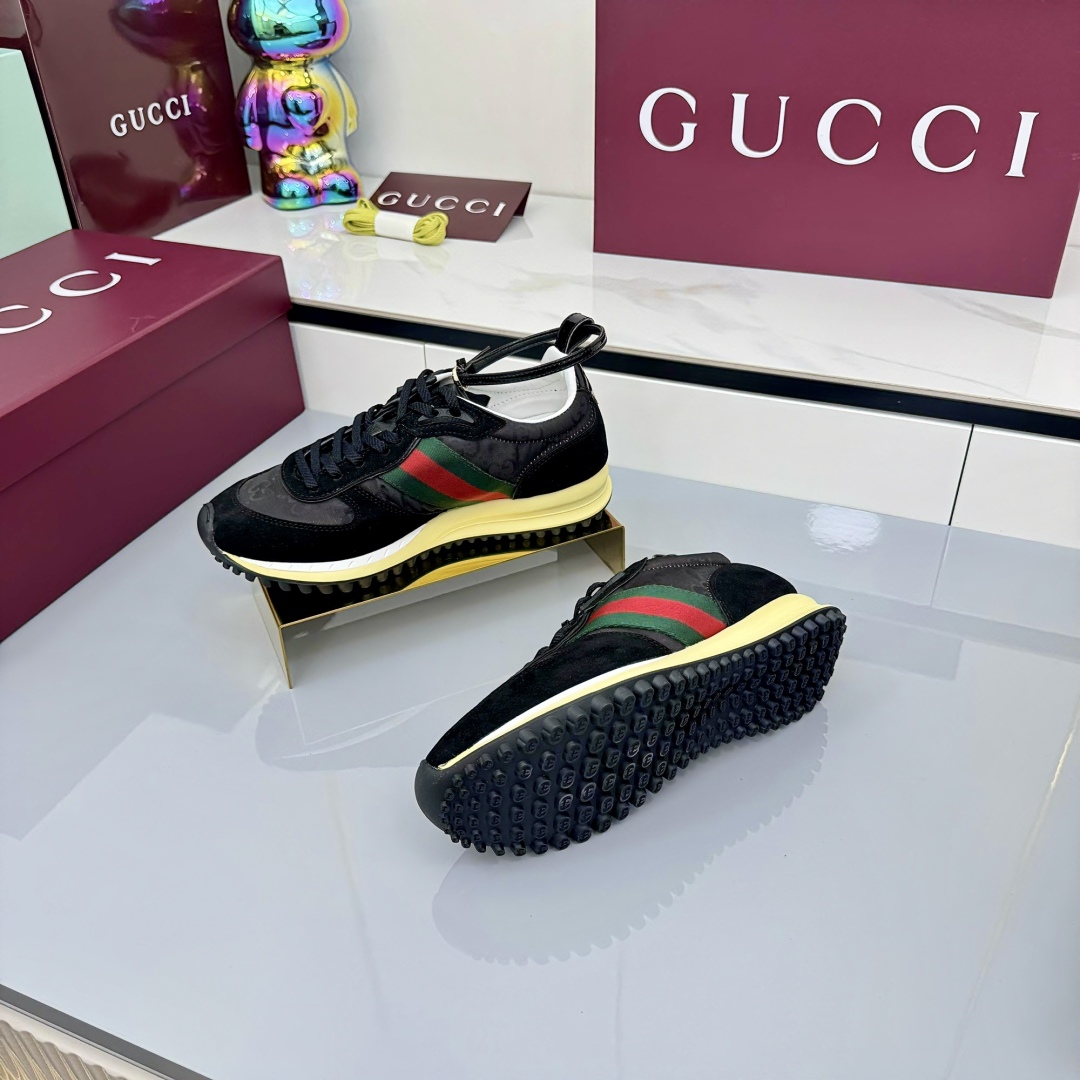 Gucci Women's Gucci Re-Motion Sneaker - FashionPlug