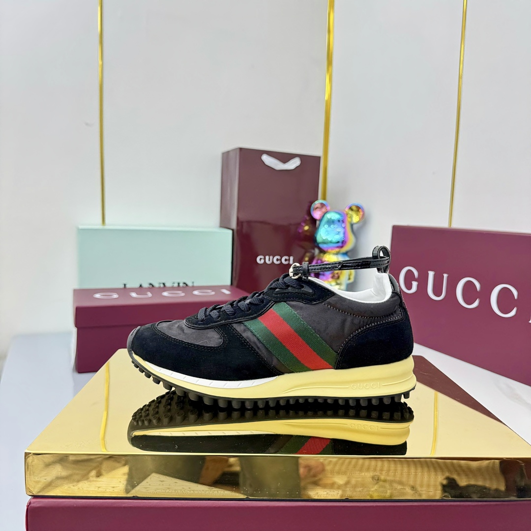 Gucci Women's Gucci Re-Motion Sneaker - FashionPlug