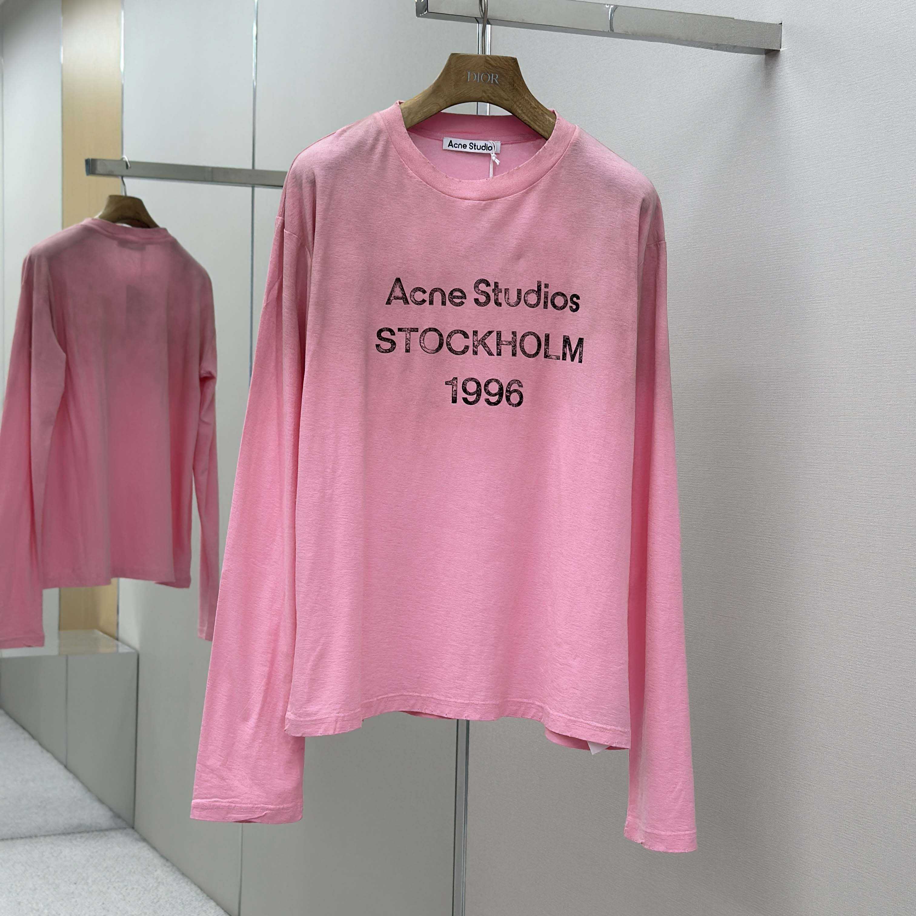Acne Studios Logo T-shirt - Relaxed Fit - FashionPlug