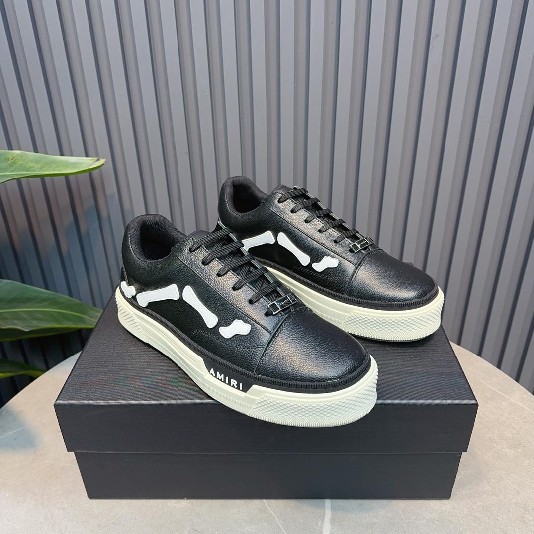 Amiri Low Top Sneakers - FashionPlug