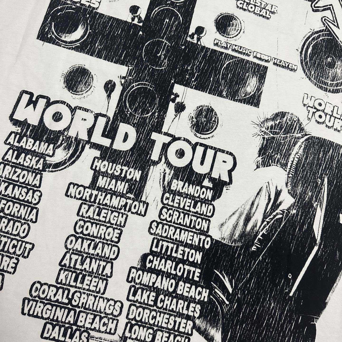 Hellstar World Tour T-Shirt - FashionPlug