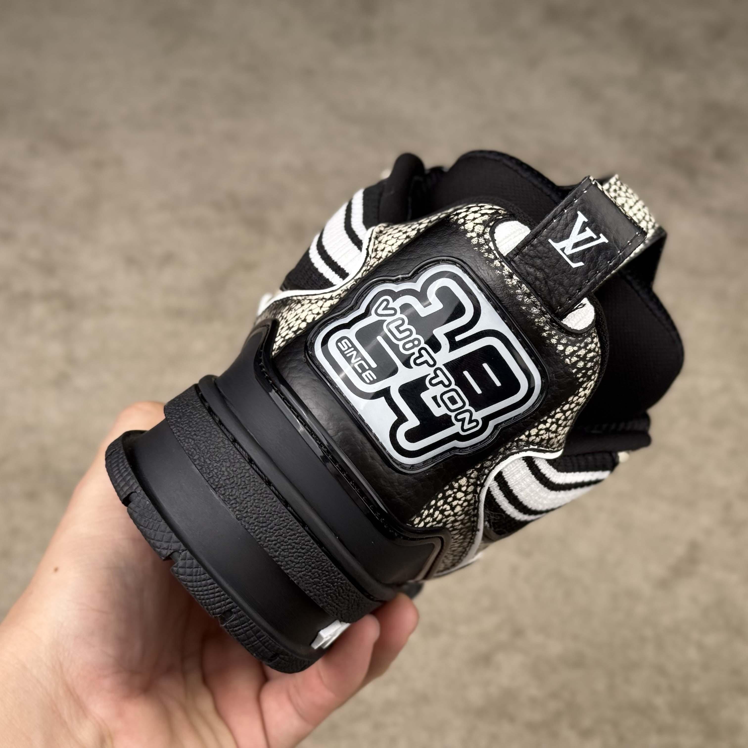 Louis Vuitton LV Skate Sneaker   1AHSX7 - FashionPlug
