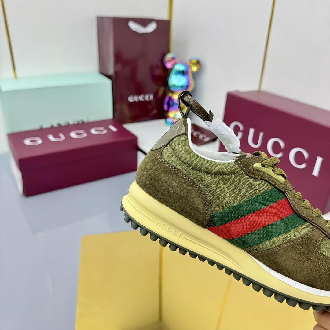 Gucci Women's Gucci Re-Motion Sneaker - FashionPlug