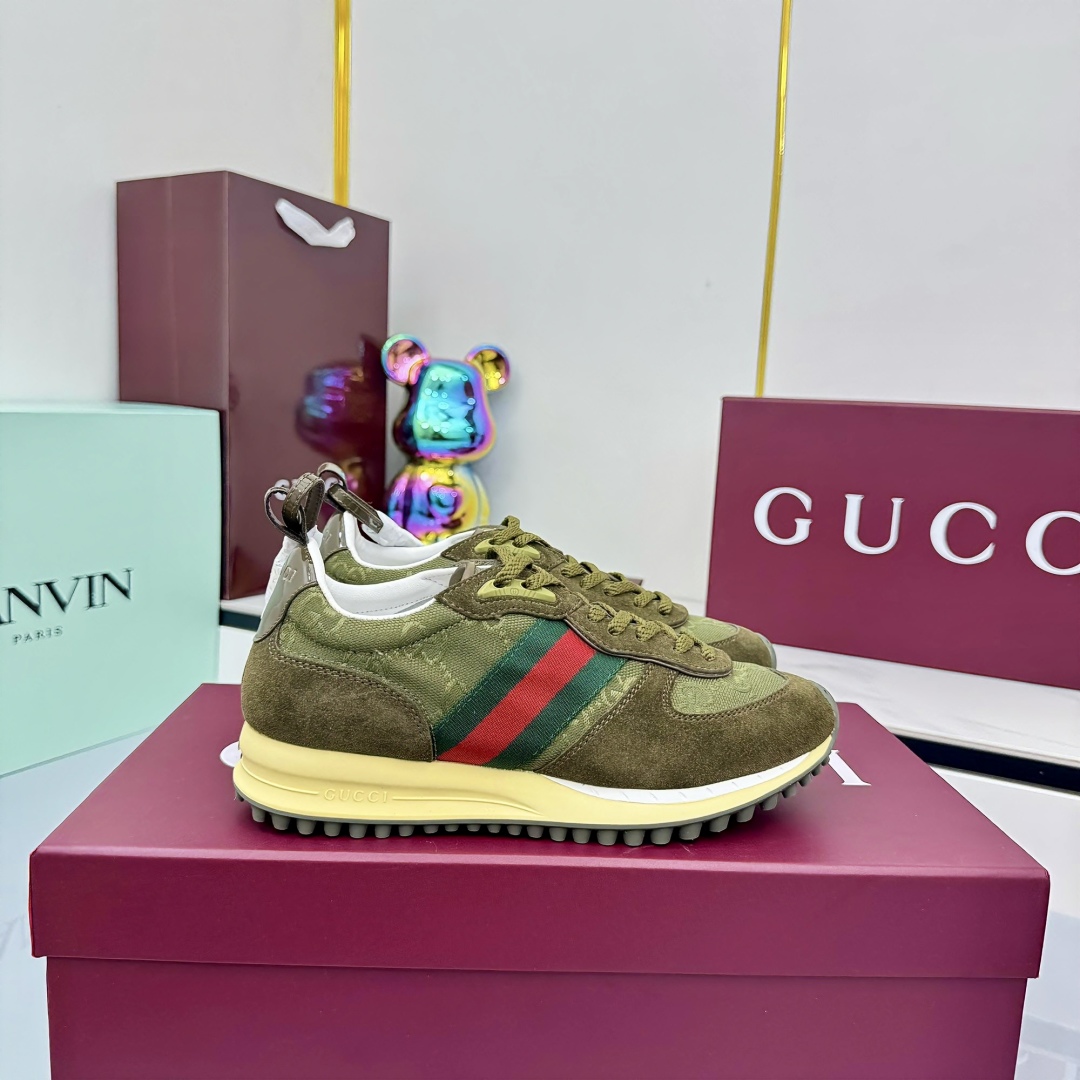 Gucci Women's Gucci Re-Motion Sneaker - FashionPlug