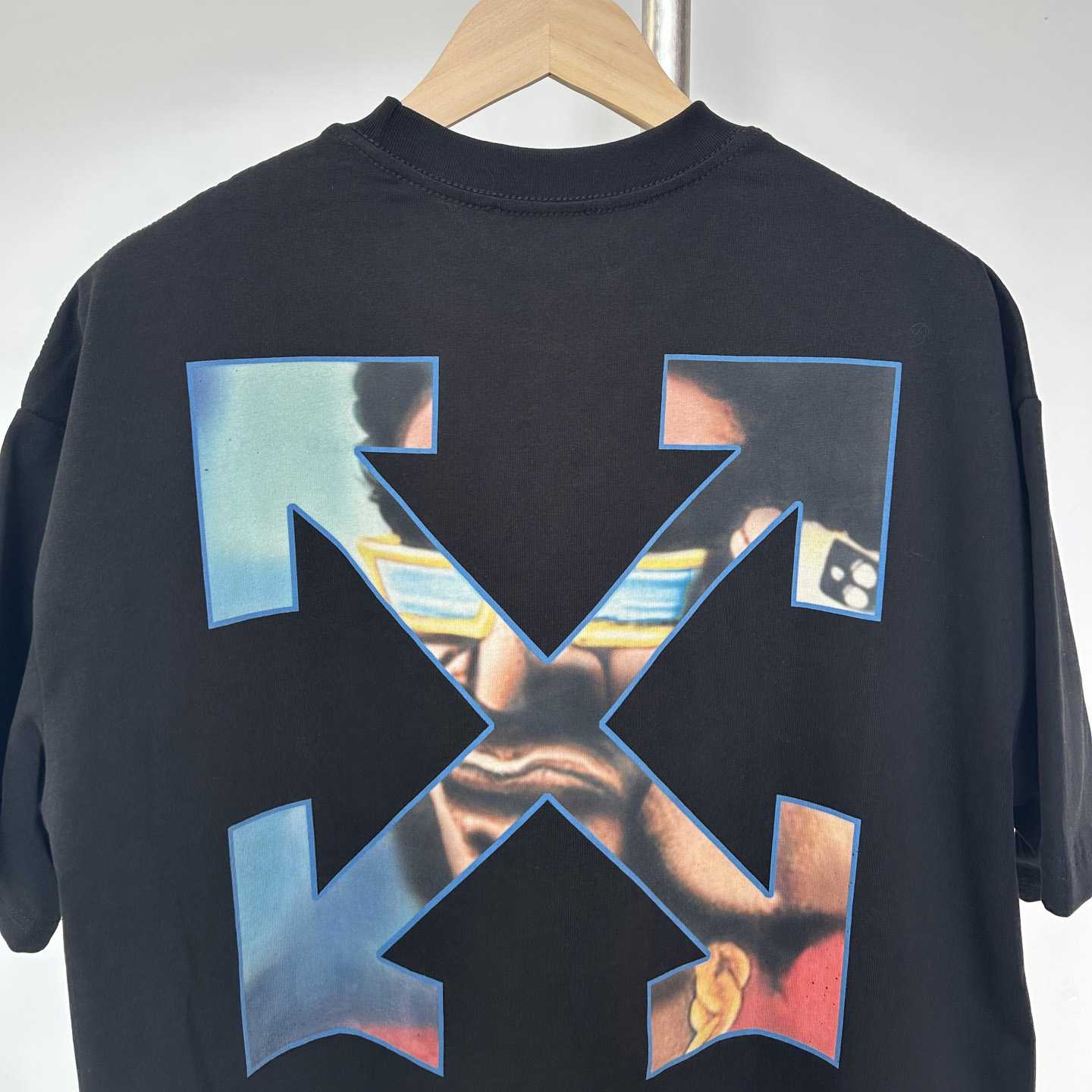 Off-White Black Barber Arrow T-Shirt - FashionPlug