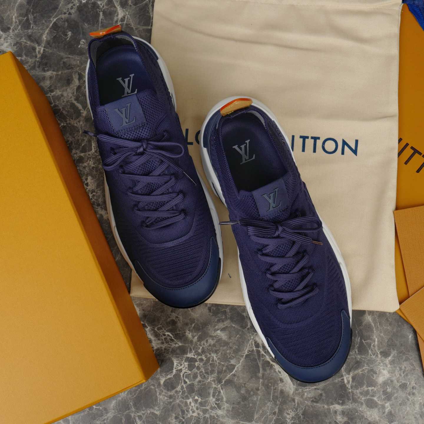 Louis Vuitton LV Runner Tatic Sneaker   1AILK6 - FashionPlug