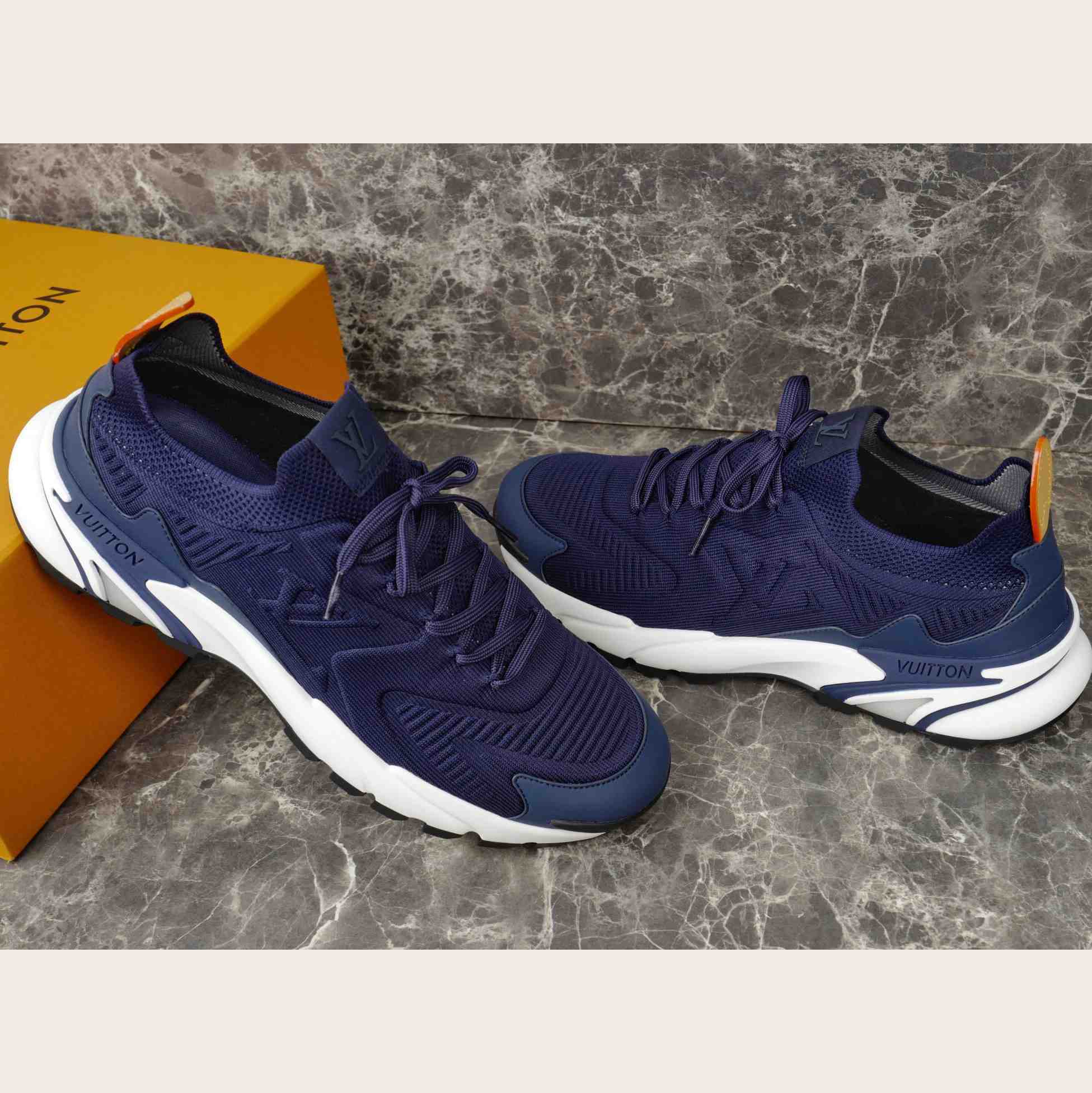 Louis Vuitton LV Runner Tatic Sneaker   1AILK6 - FashionPlug