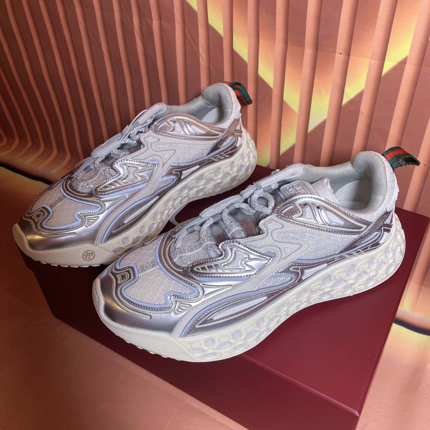Gucci Men's Gucci Cub3d Sneaker - FashionPlug