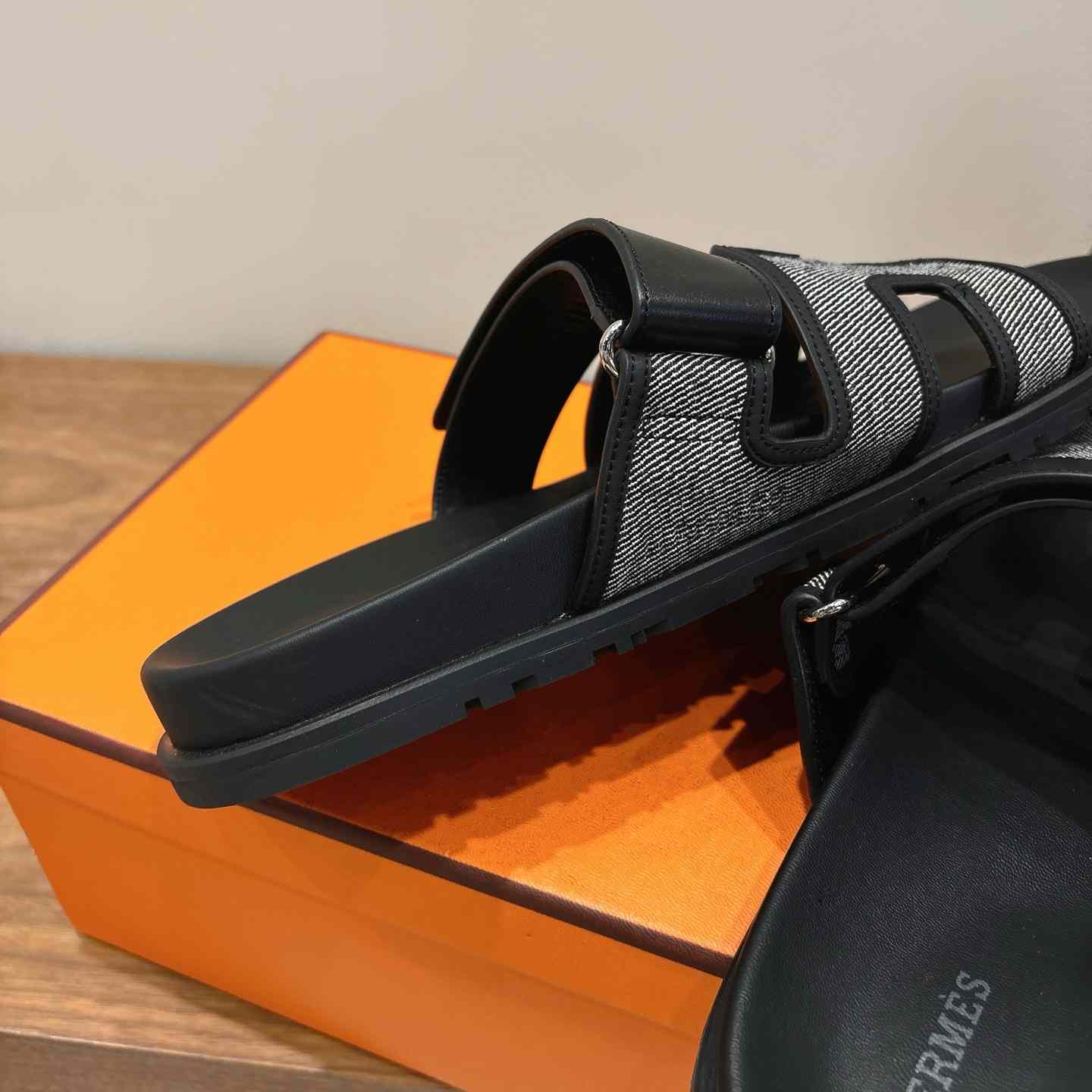 Hermes Chypre Sandal - FashionPlug