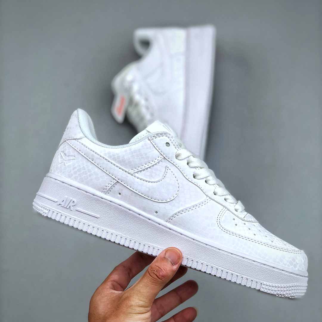Kobe x Nike Air Force 1'07 Low  IB0018-100   - FashionPlug