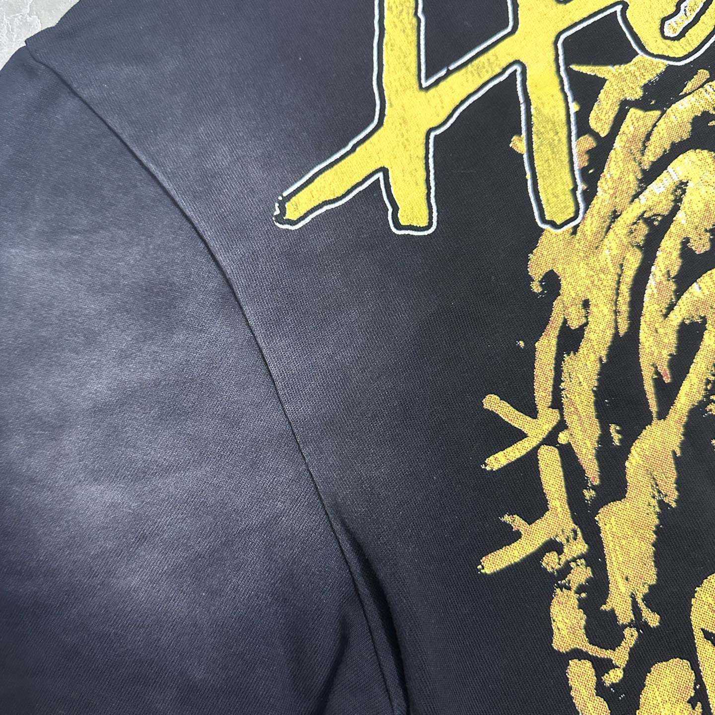 Hellstar Classic T-Shirt  - FashionPlug