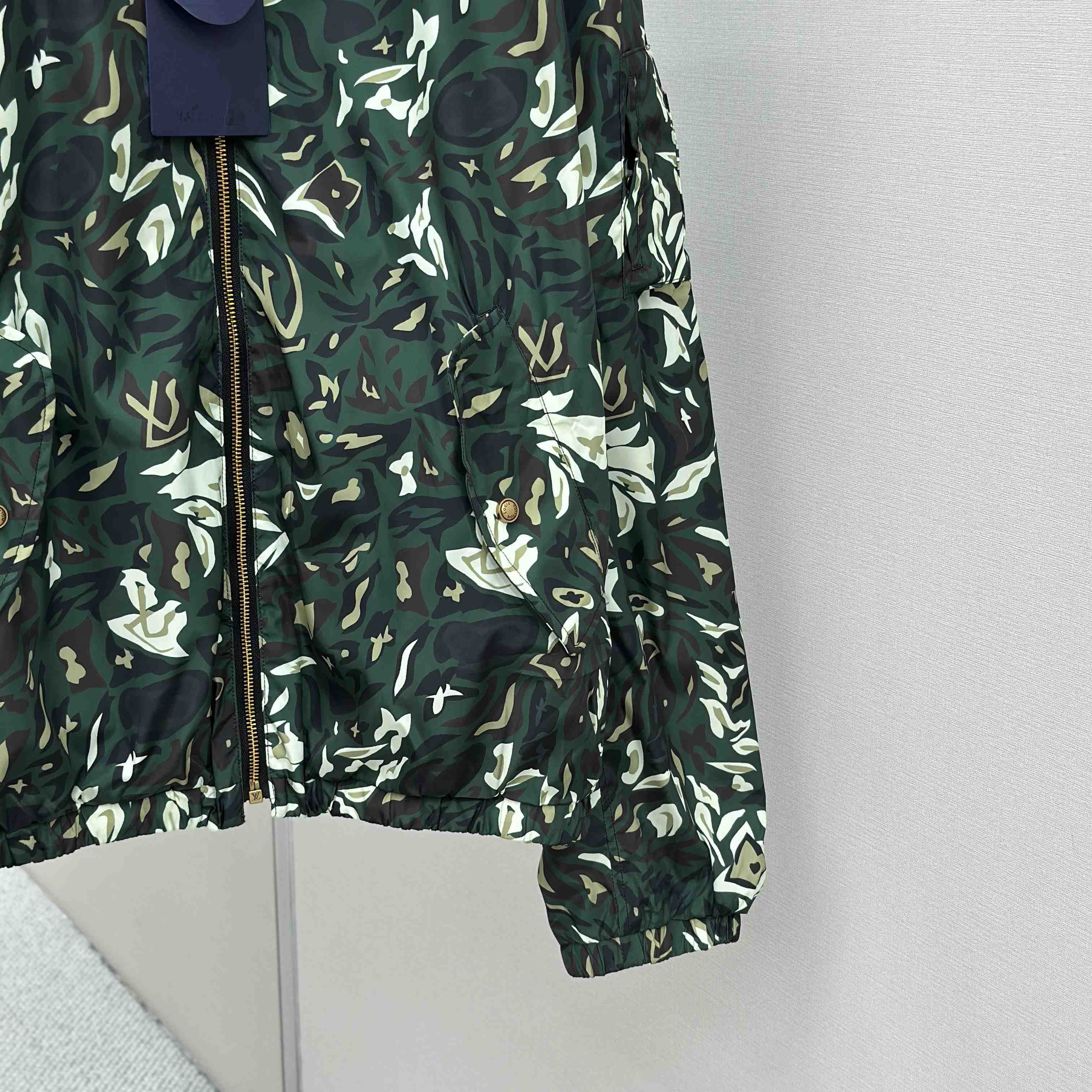 Louis Vuitton Monogram Reversible Windbreaker   1AILQT - FashionPlug