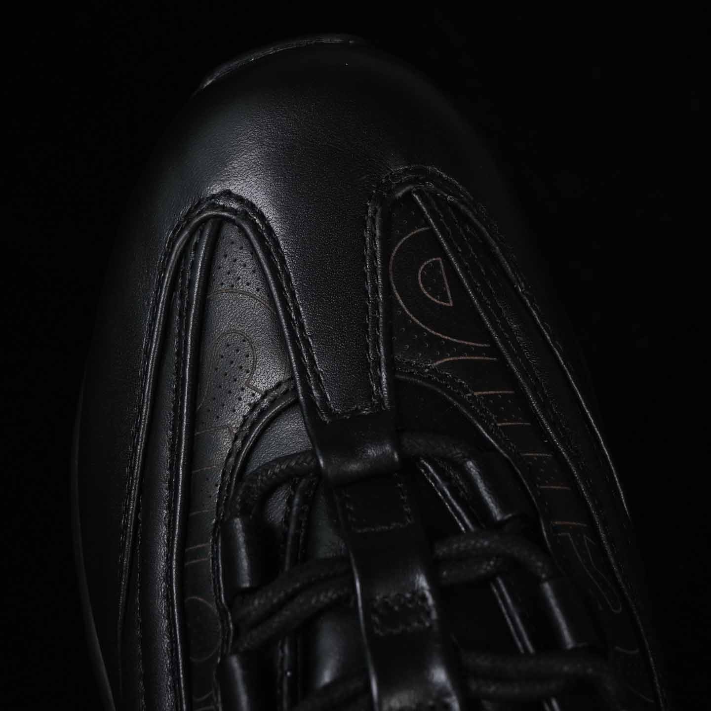 Supreme x Nike Air Max 95 Lux    CI0999-001 - FashionPlug
