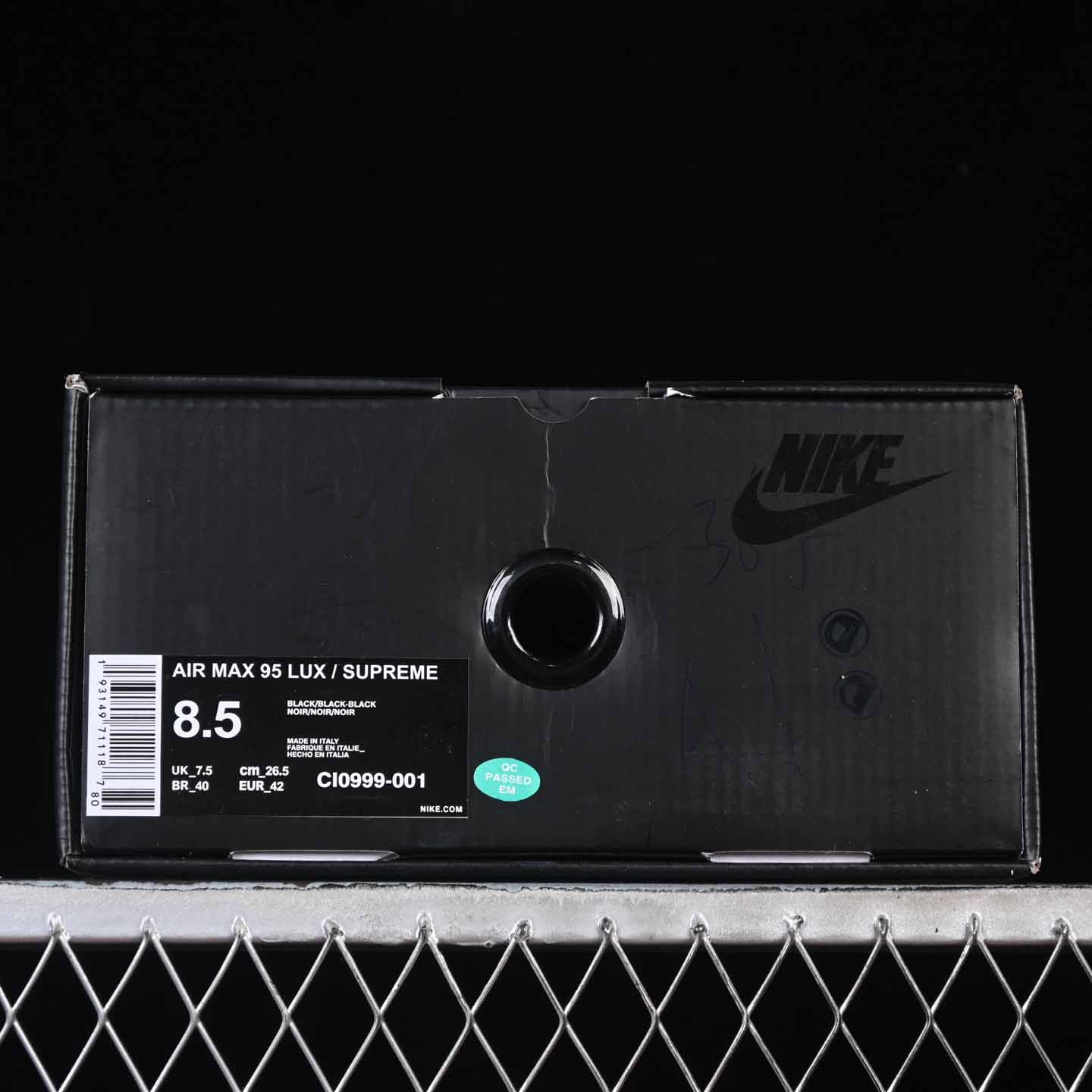 Supreme x Nike Air Max 95 Lux    CI0999-001 - FashionPlug