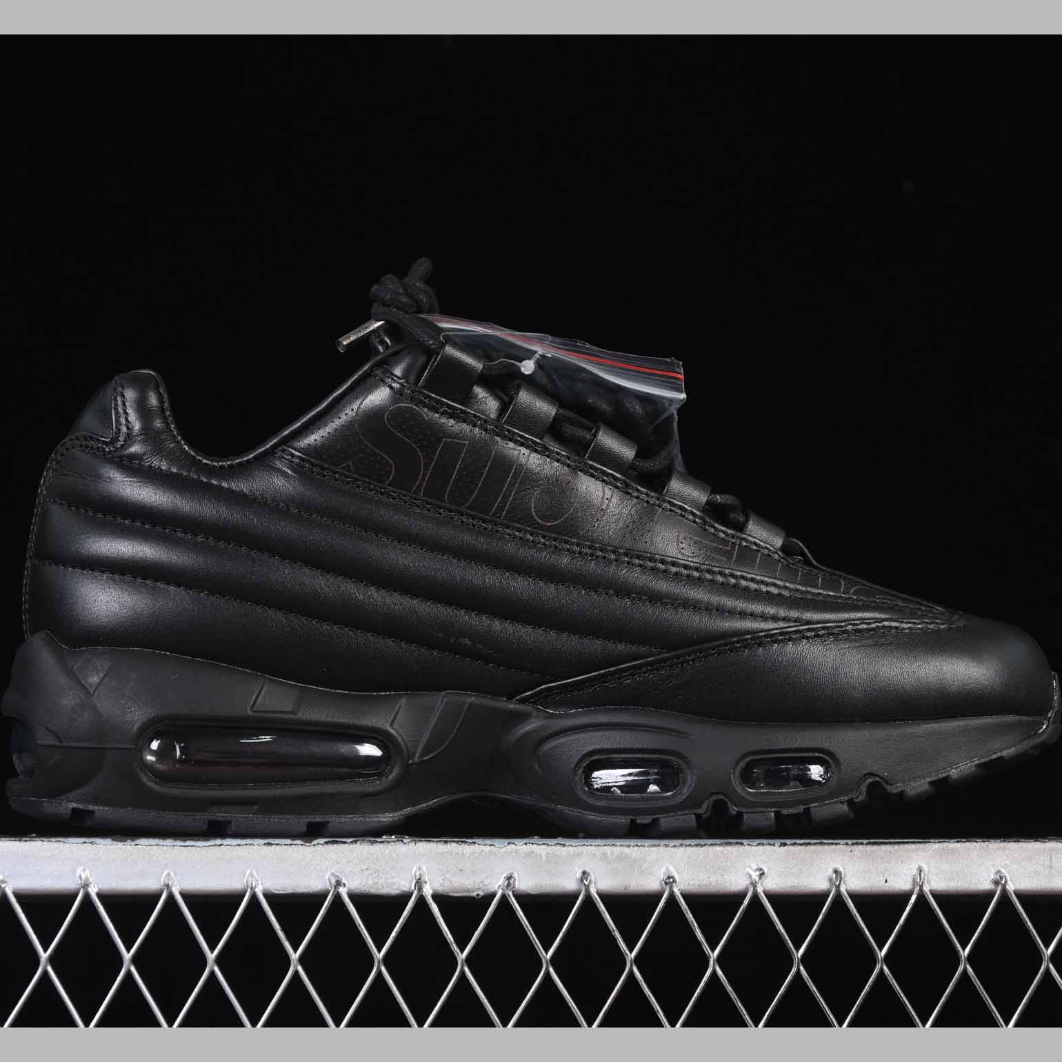 Supreme x Nike Air Max 95 Lux    CI0999-001 - FashionPlug