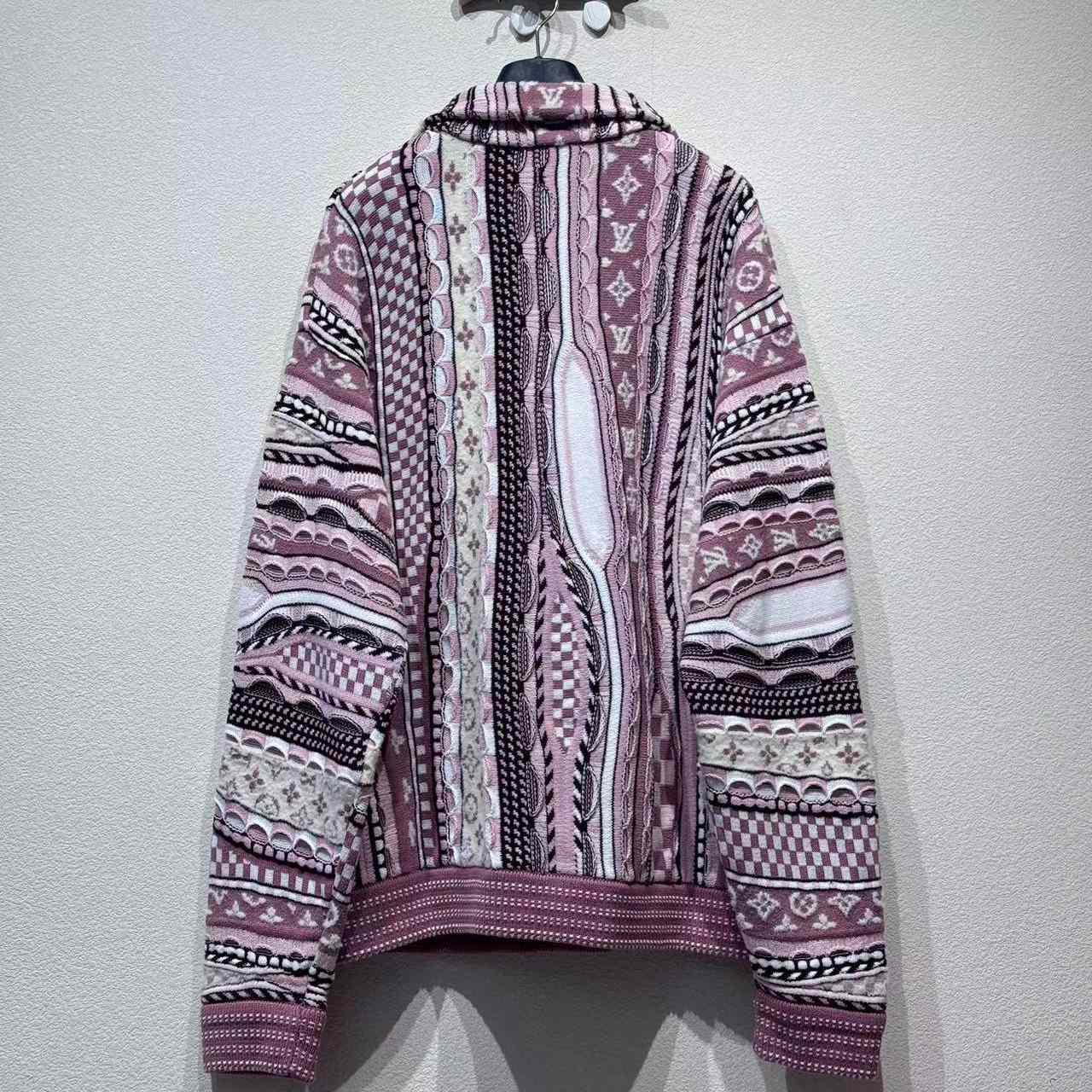 Louis Vuitton Half-Zip Pullover   1AIM77 - FashionPlug