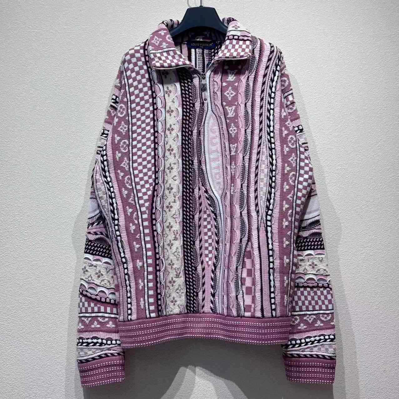 Louis Vuitton Half-Zip Pullover   1AIM77 - FashionPlug
