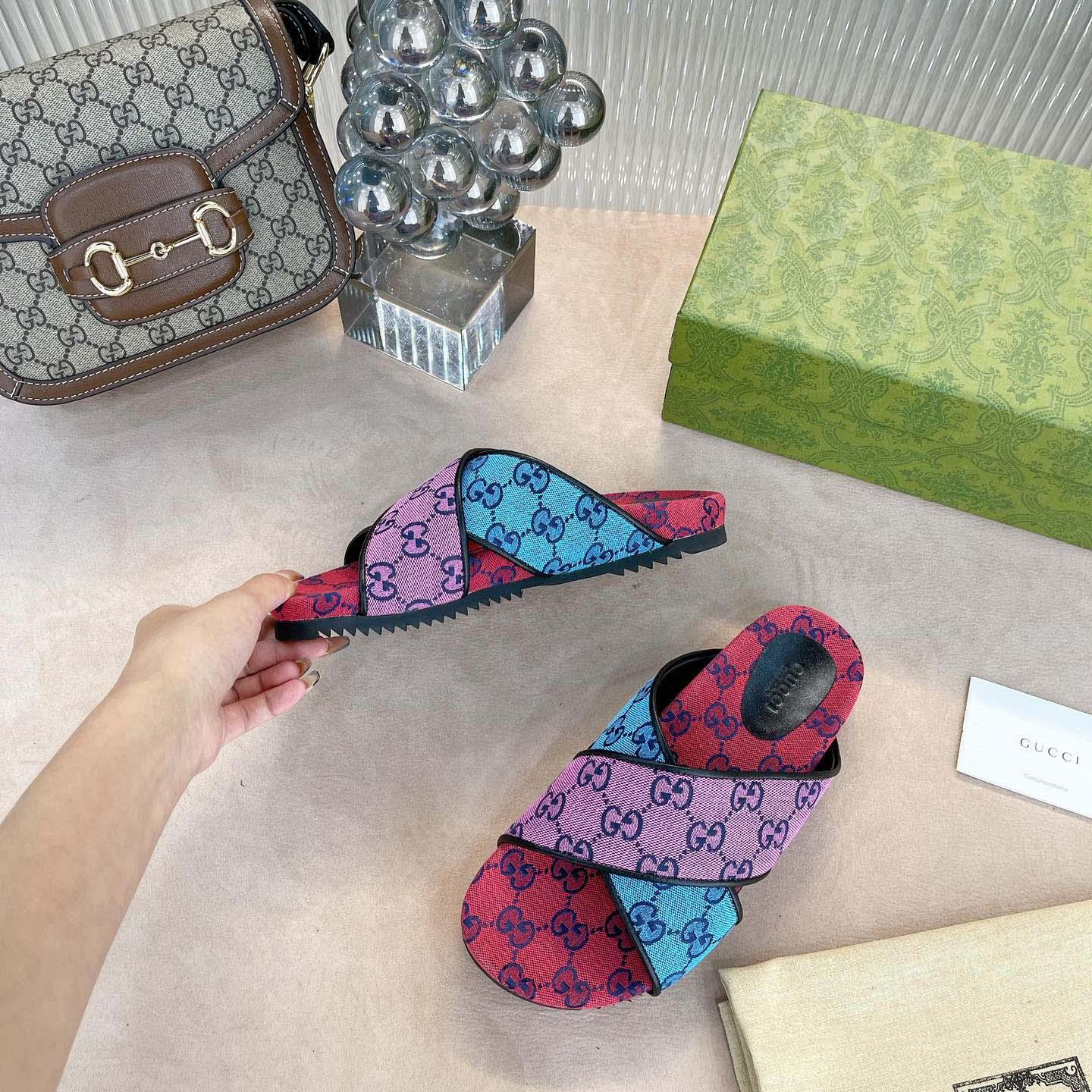 Gucci Slide Sandal - FashionPlug