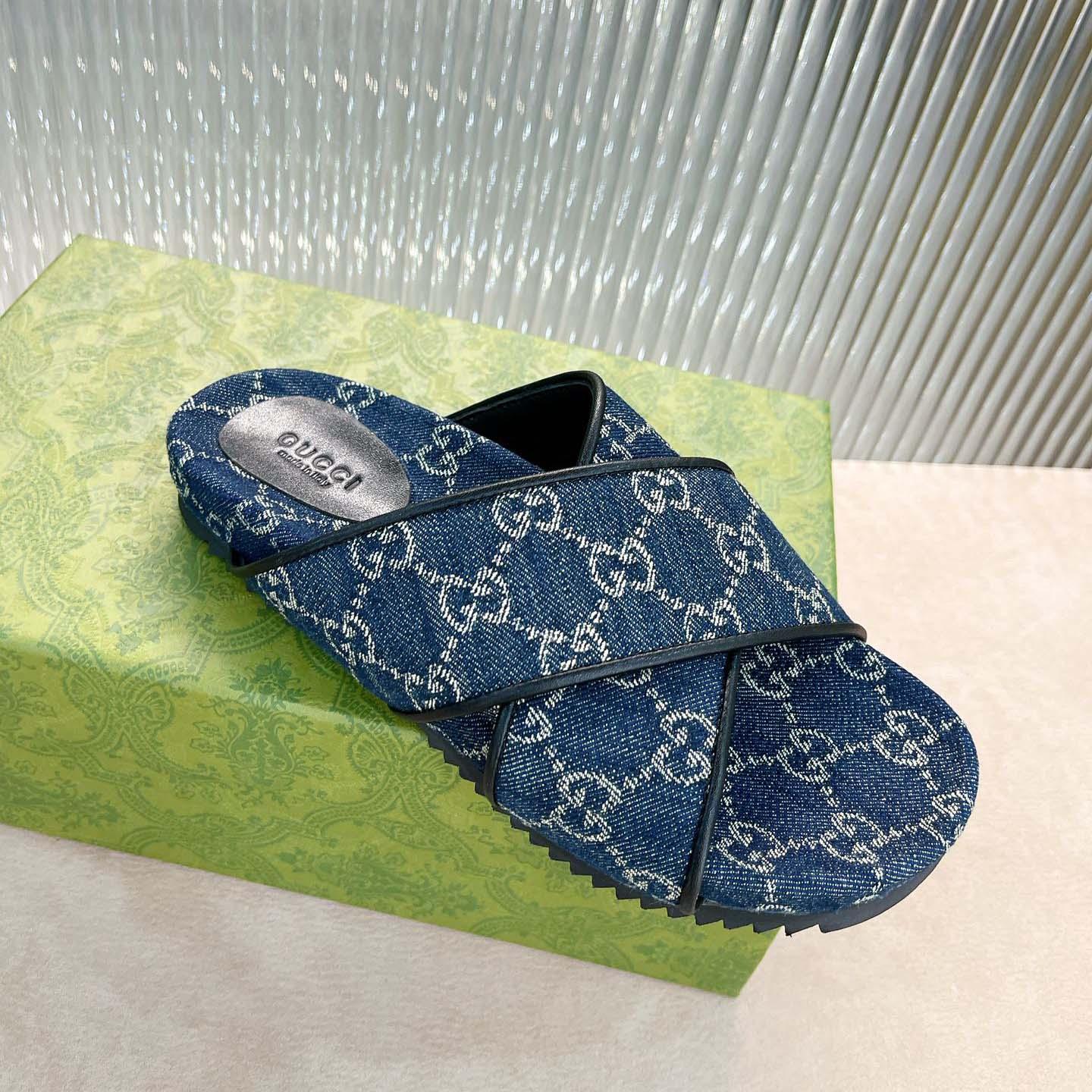 Gucci Slide Sandal - FashionPlug