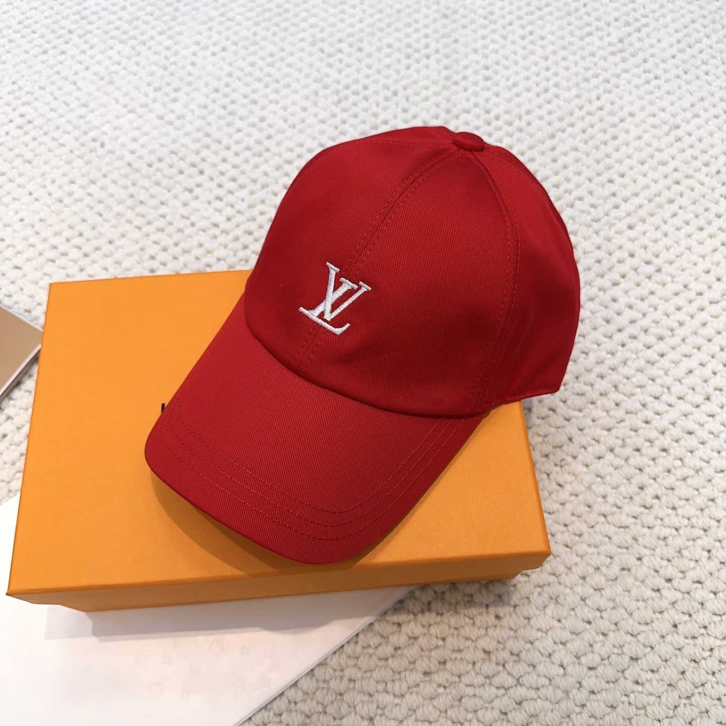 Louis Vuitton Cap - FashionPlug