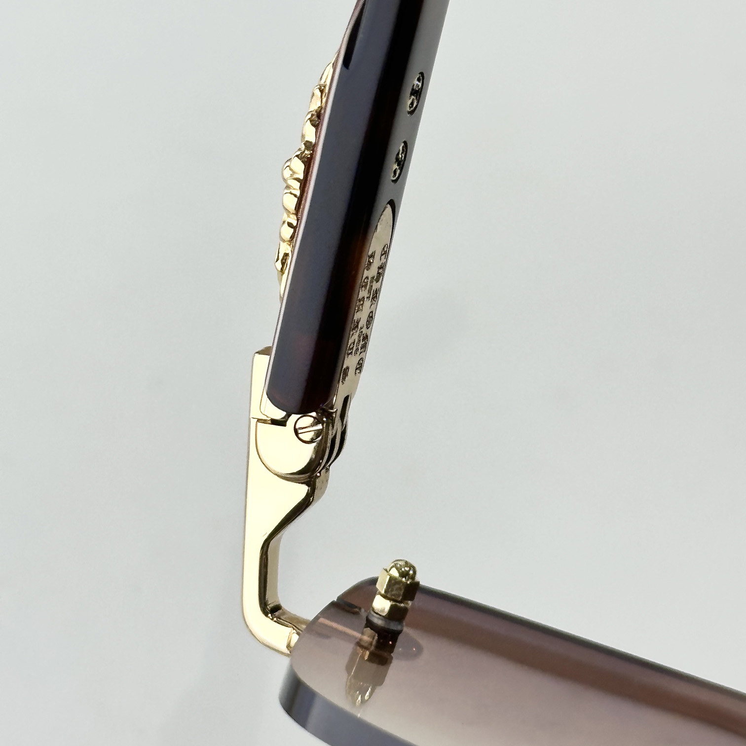 Chrome Hearts DEEP II Glasses - FashionPlug
