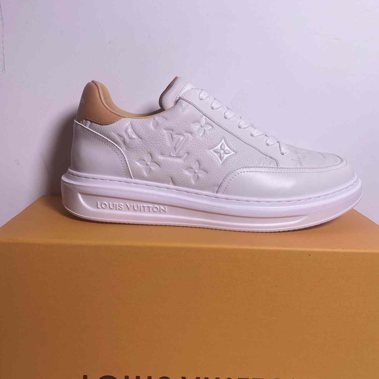 Louis Vuitton Beverly Hills Sneaker   1A8V3L - FashionPlug