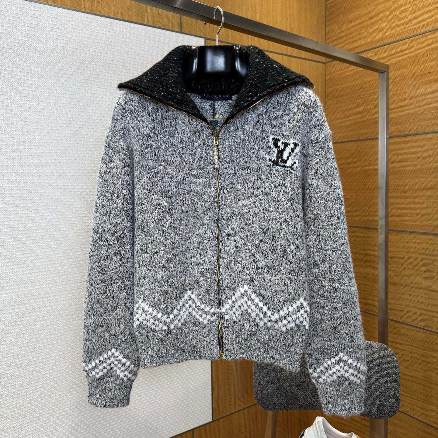 Louis Vuitton Zippered Knitted Blouson   1AIMD0 - FashionPlug