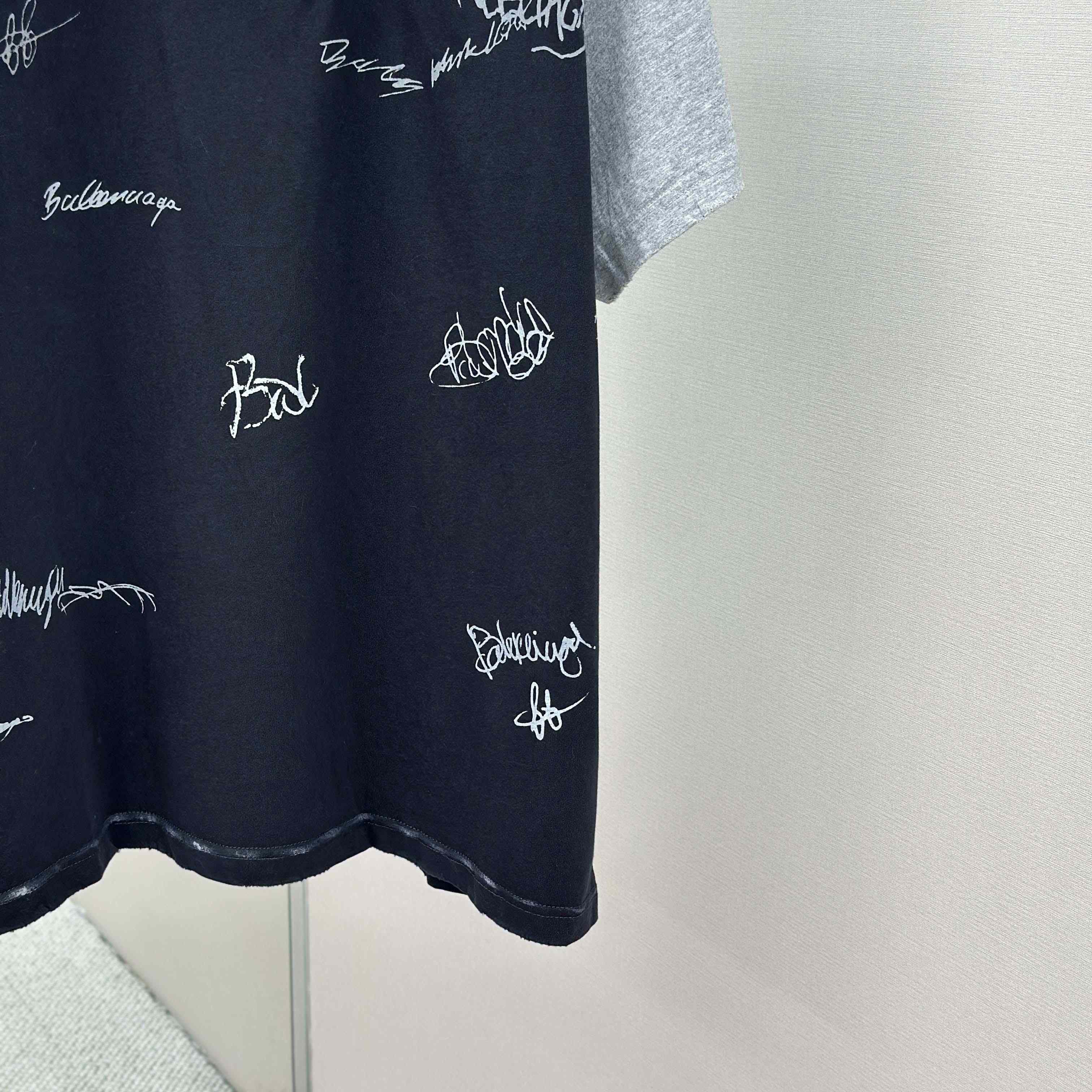 Balenciaga Taped Balenciaga Back T-Shirt Medium Fit in heather grey dry jersey - FashionPlug