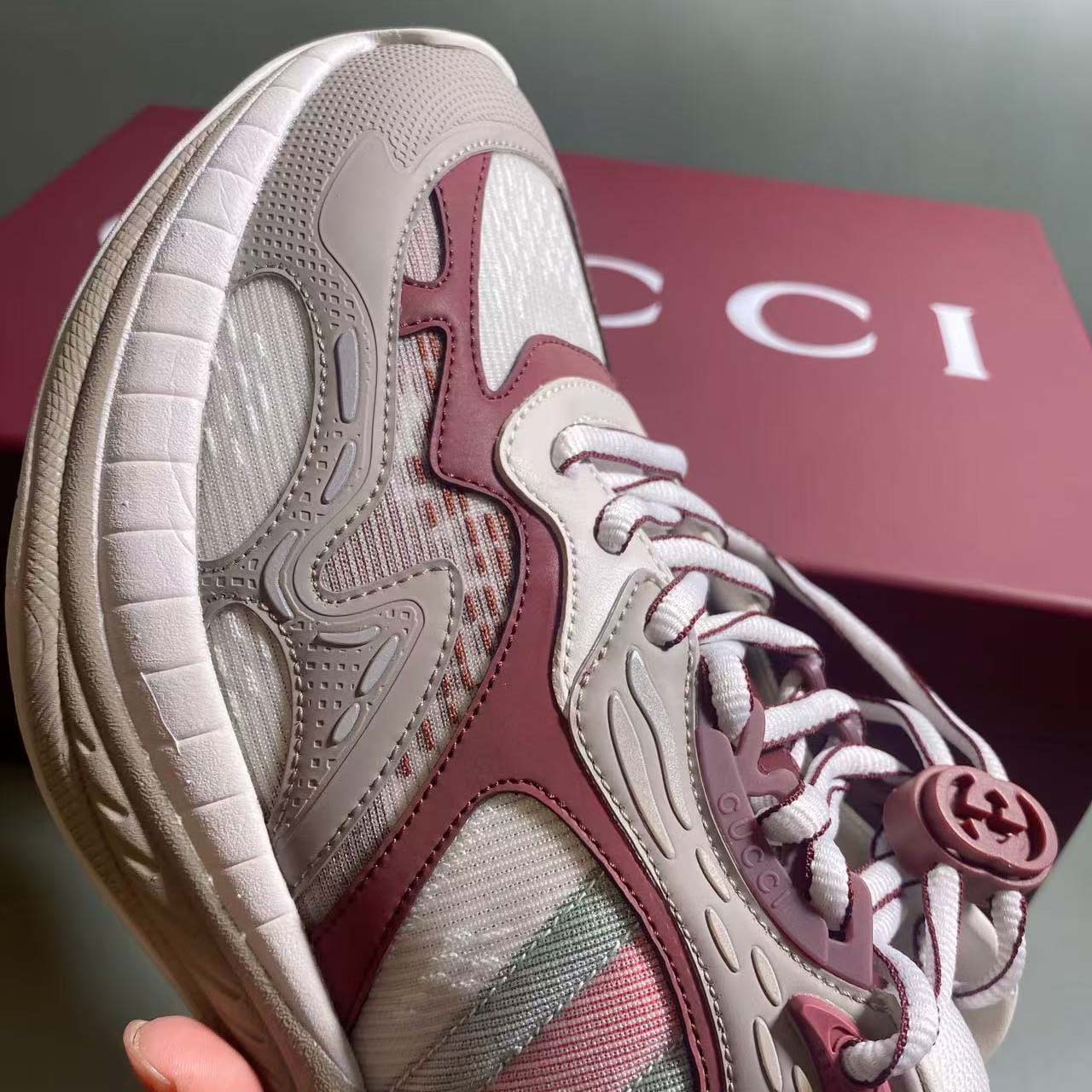 Gucci Men's Gucci 2.0 Sneaker - FashionPlug