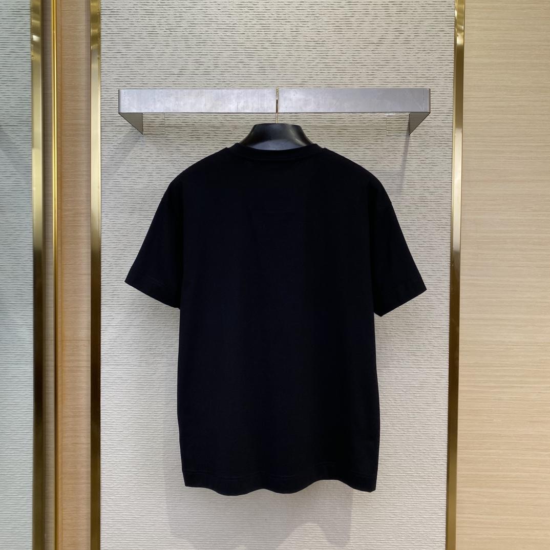 Givenchy Maison GIVENCHY t-shirt in cotton in - black/green - FashionPlug