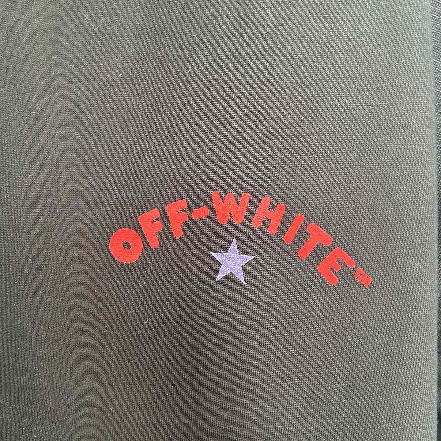 Off-White Black Starry Arrow T-Shirt - FashionPlug