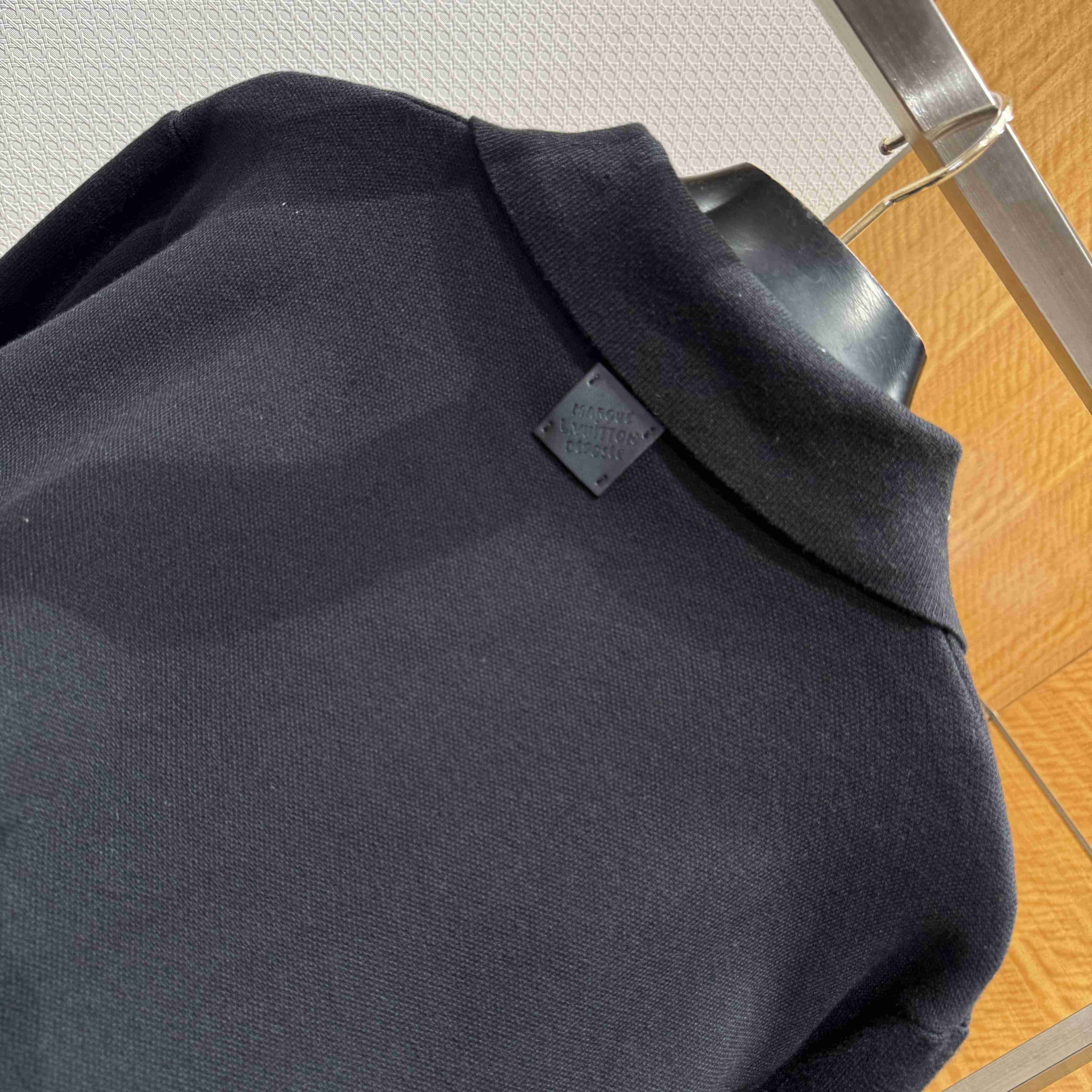 Louis Vuitton Knit Blouson With Leather Details   1AH346 - FashionPlug