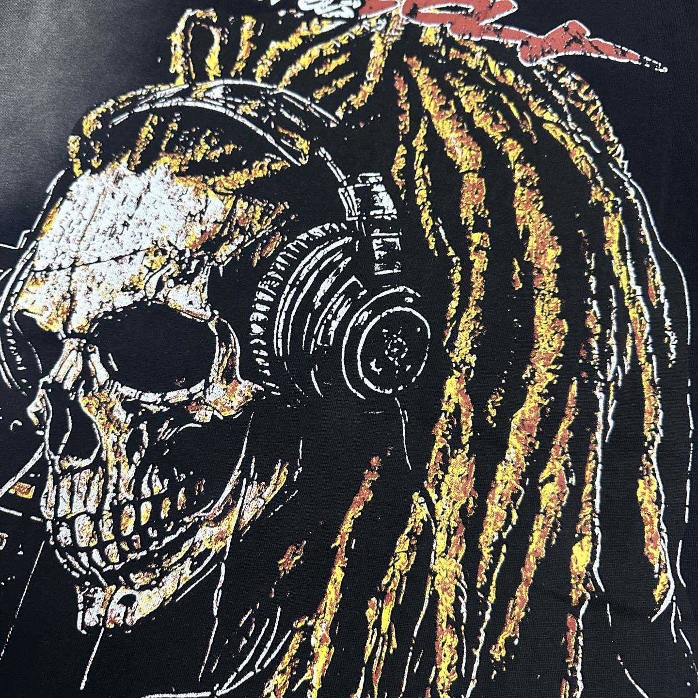 Hellstar Classic T-Shirt  - FashionPlug
