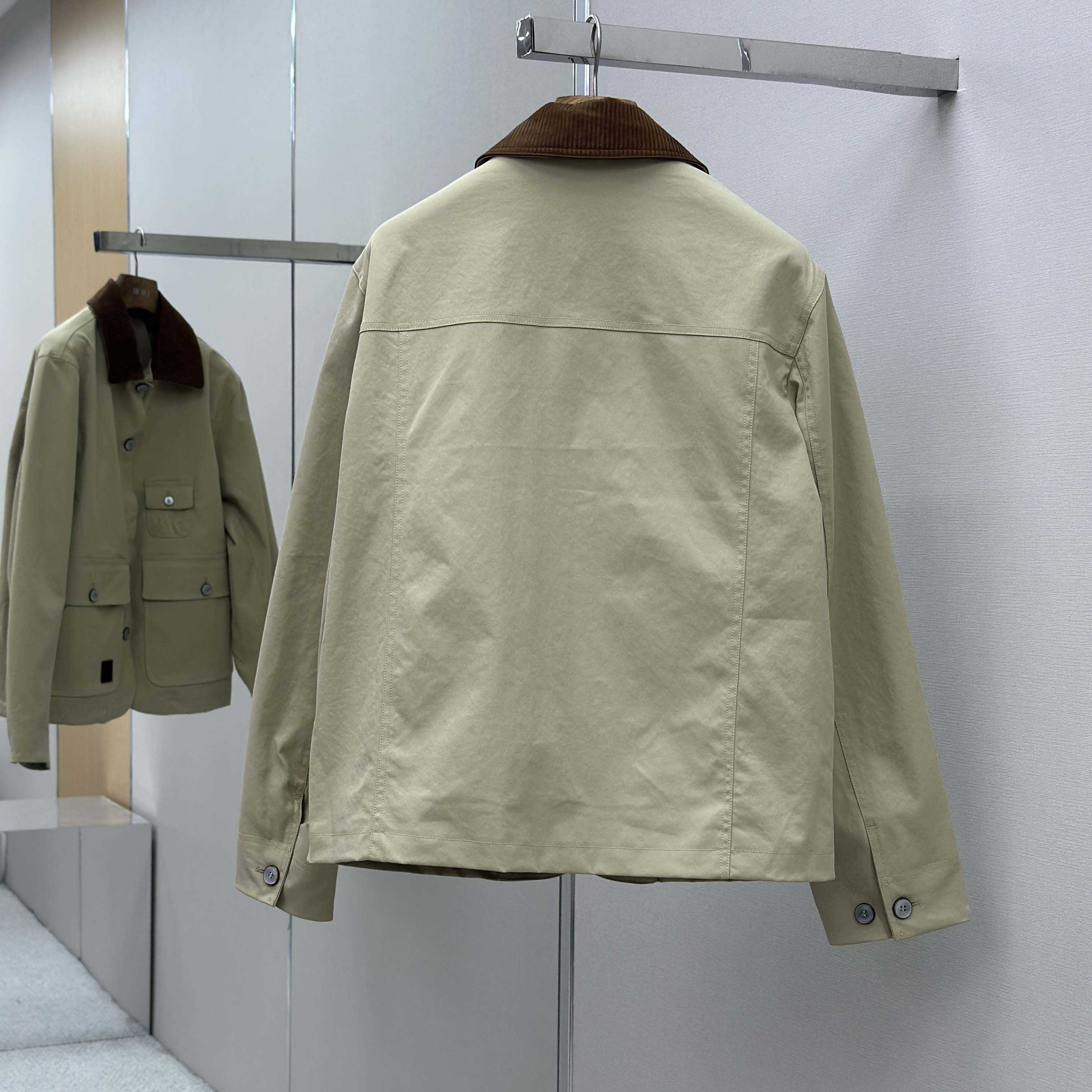 Louis Vuitton Workwear Gardening Jacket   1AILNW  - FashionPlug