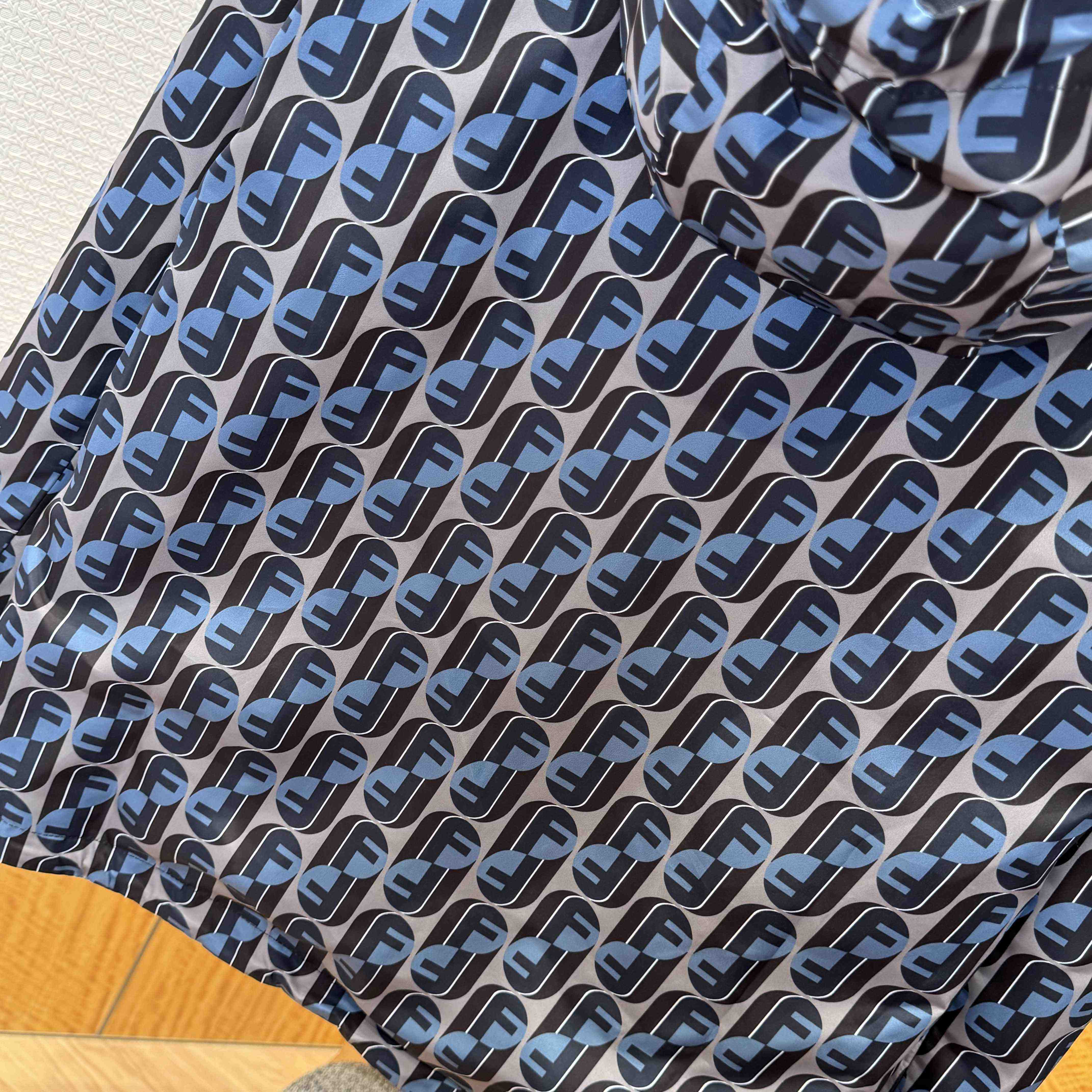 Fendi Men's Reversible Nylon Windbreaker - FashionPlug