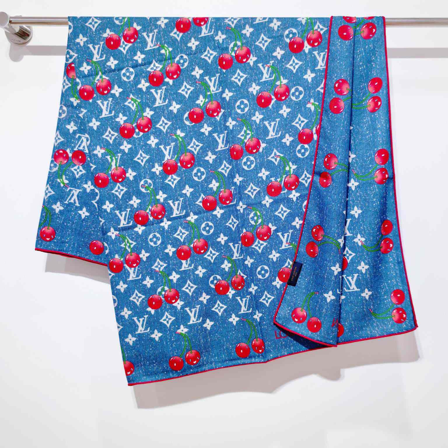 Louis Vuitton LV x TM Monogram Shawl   140*140cm - FashionPlug