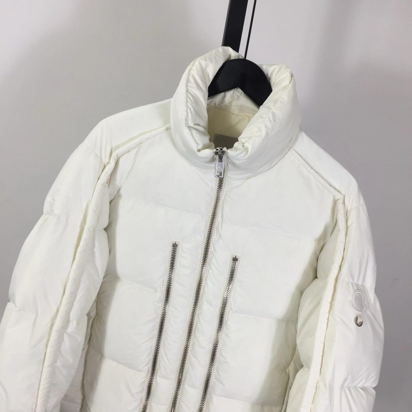 Moncler X Willow Smith Yael Down Jacket In White - FashionPlug