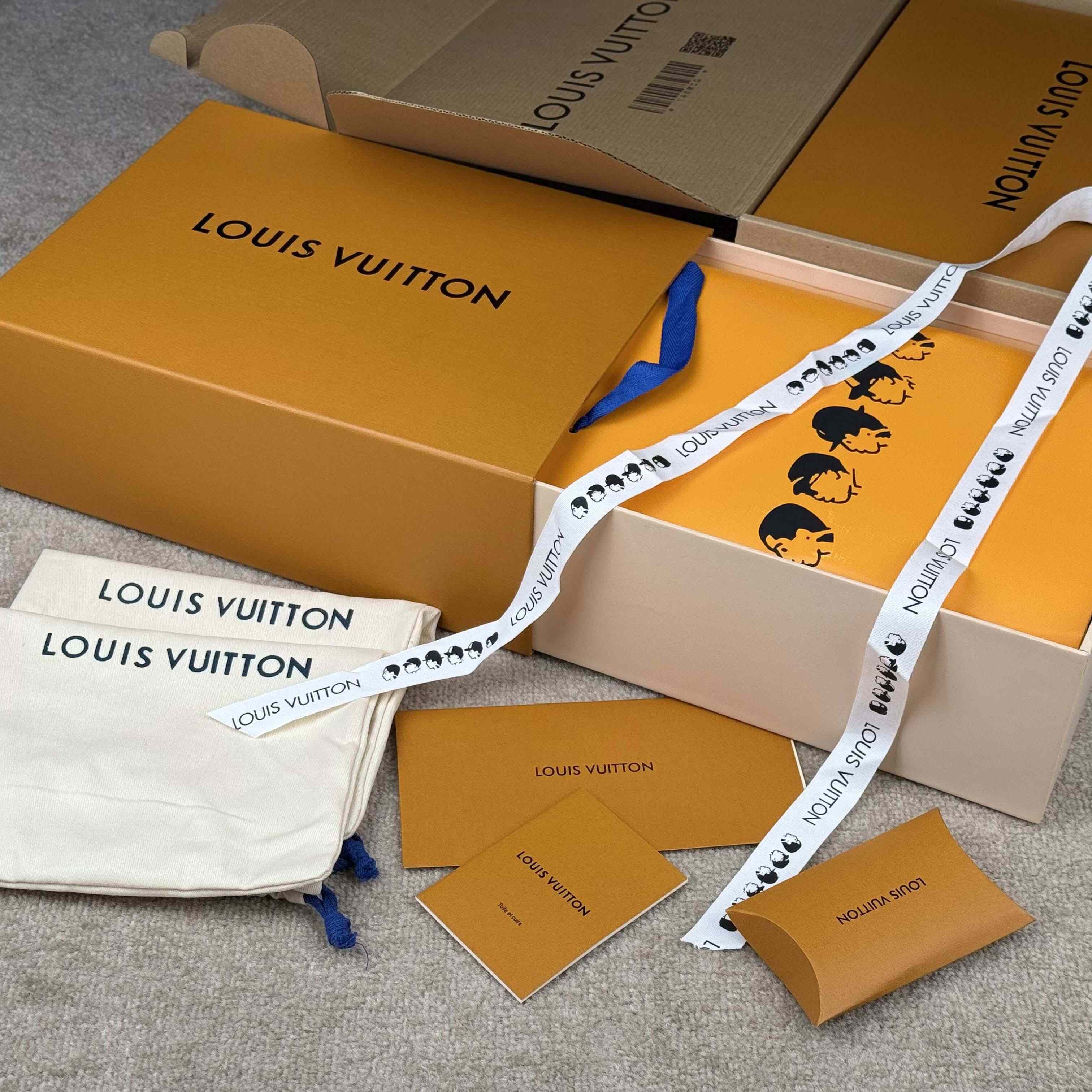 Louis Vuitton LV BUTTERSOFT Sneaker   - FashionPlug