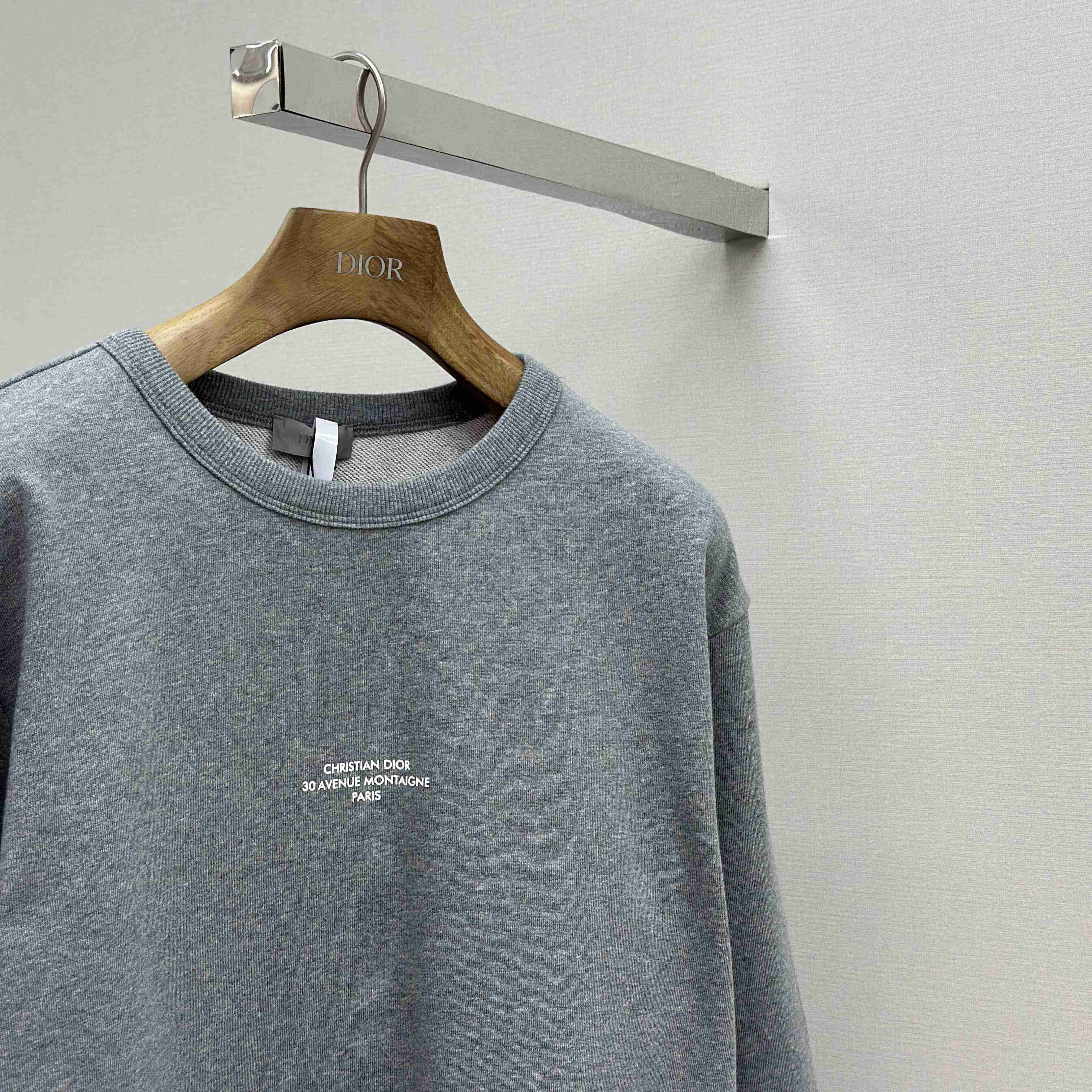 Dior Montaigne Sweatshirt  - FashionPlug