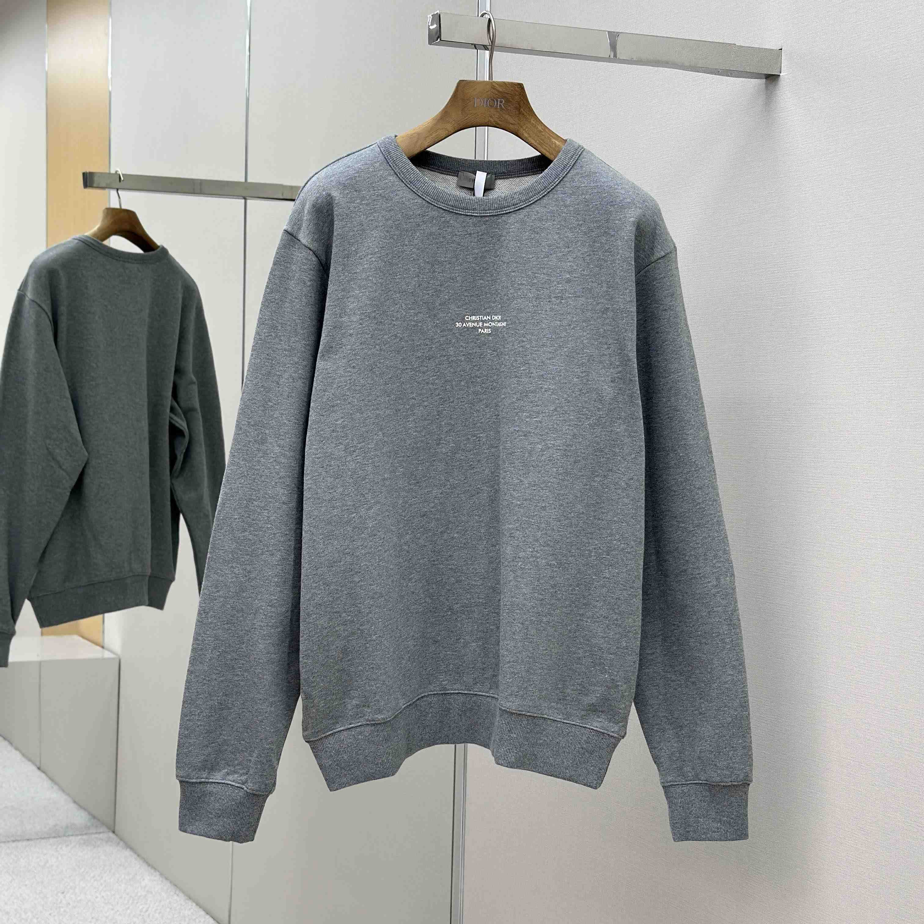Dior Montaigne Sweatshirt  - FashionPlug
