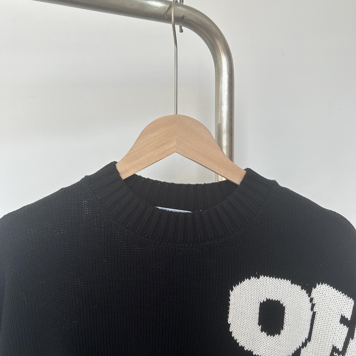 Off White'Shared Logo'Sweater - FashionPlug