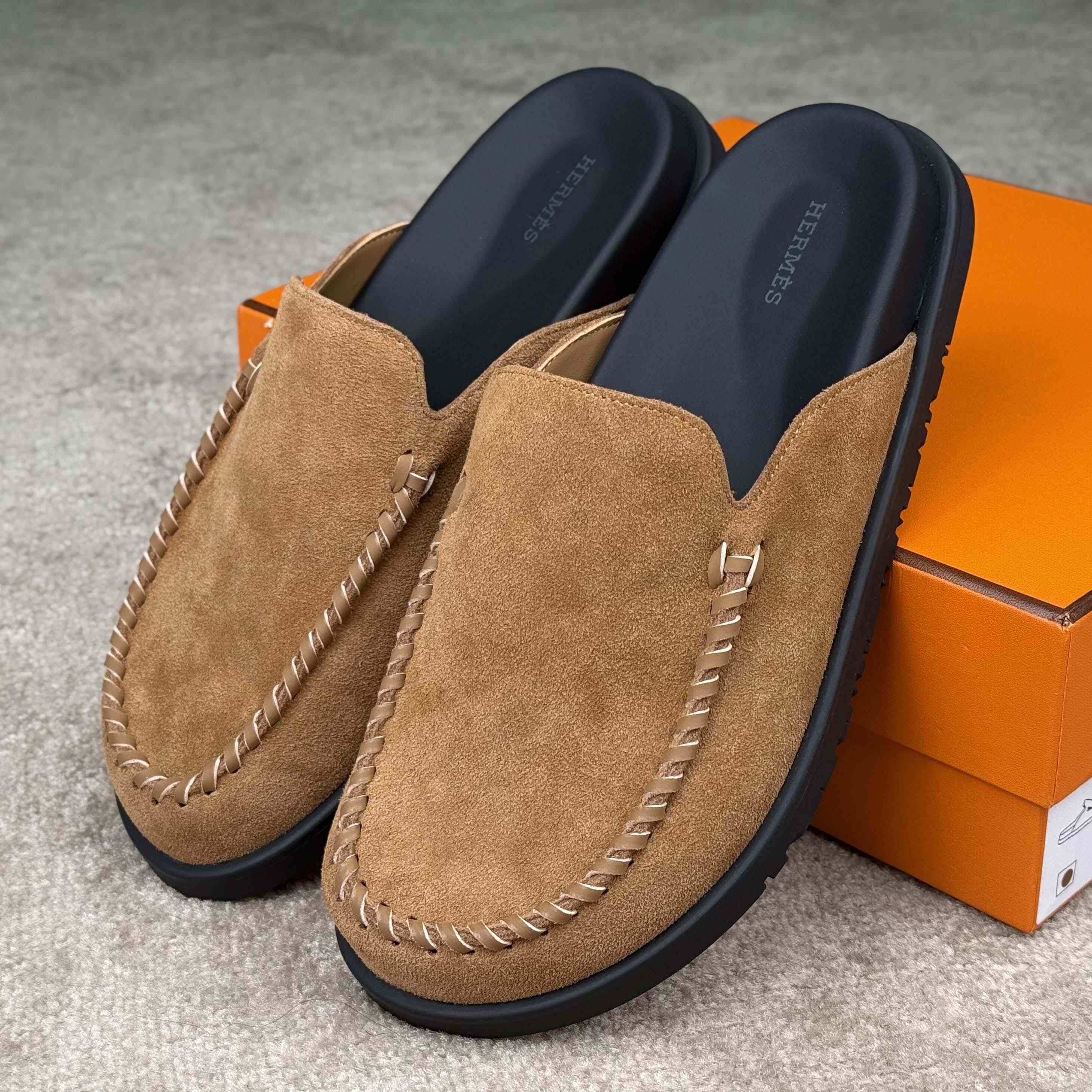 Hermes Johan Mule - FashionPlug