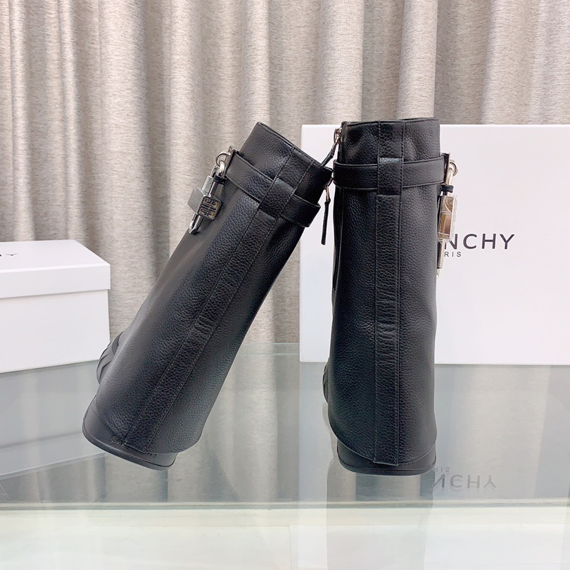 Givenchy Shark Lock Boots - FashionPlug